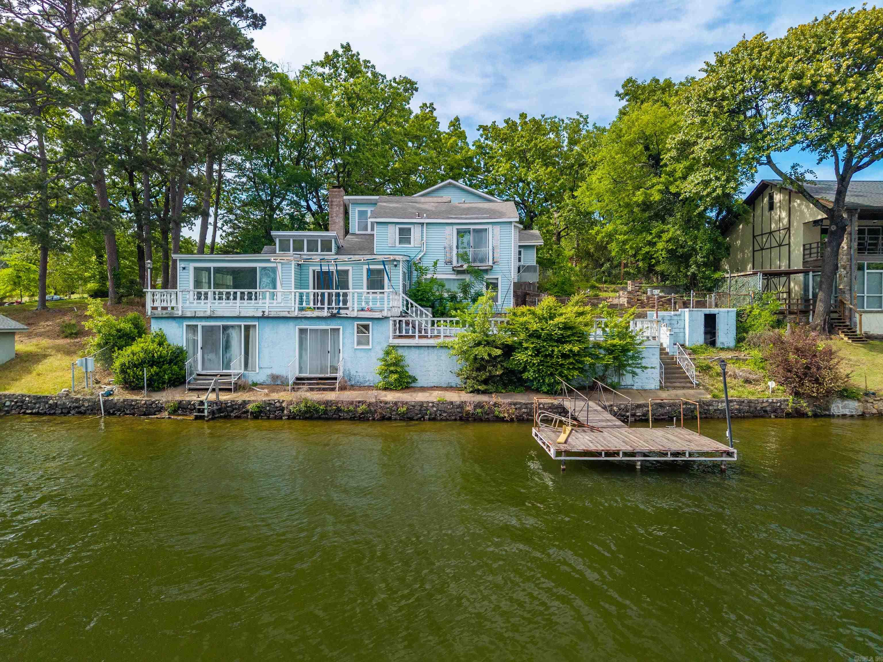 TWIN POINTS - Residential