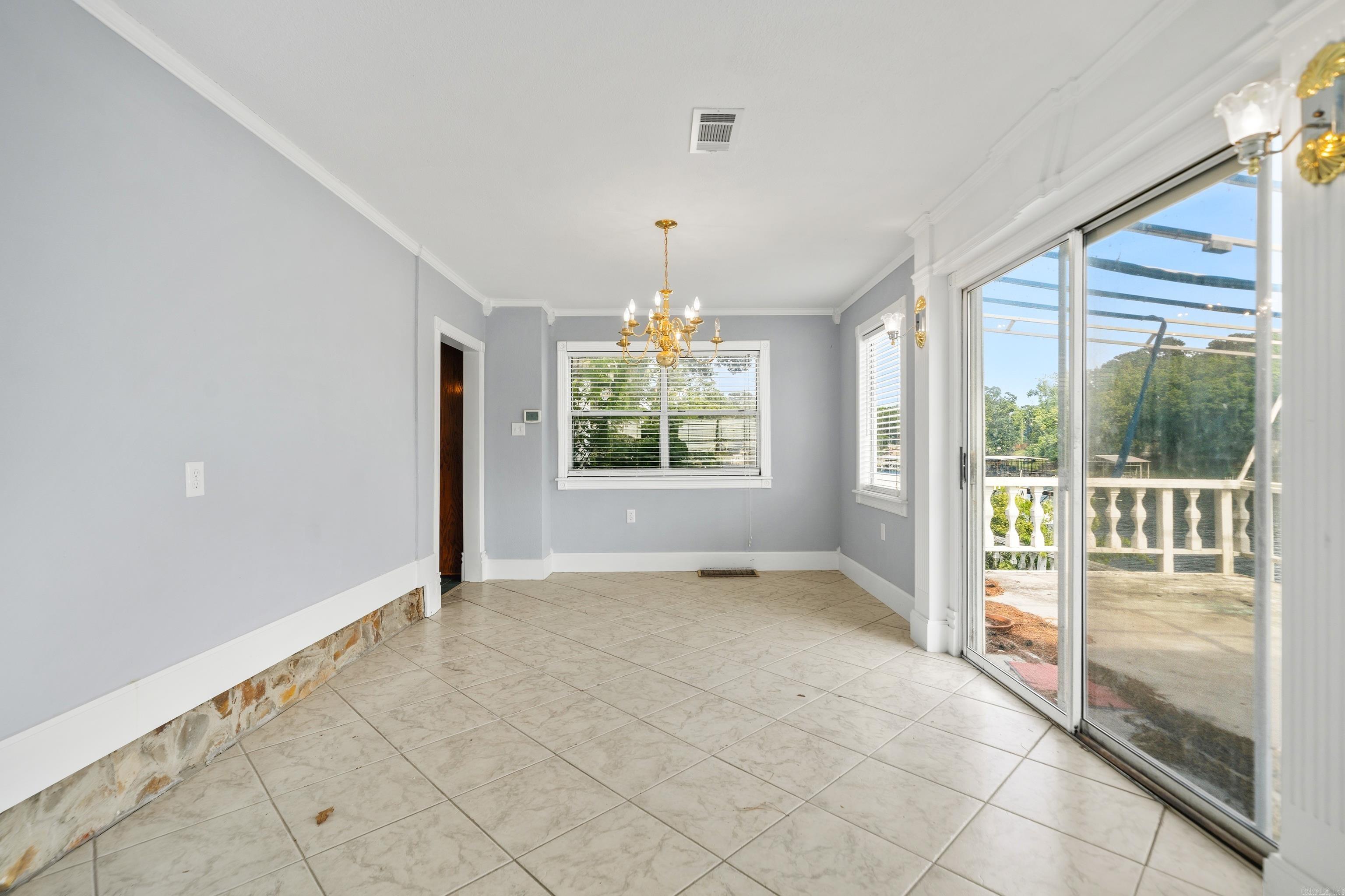 TWIN POINTS - Residential