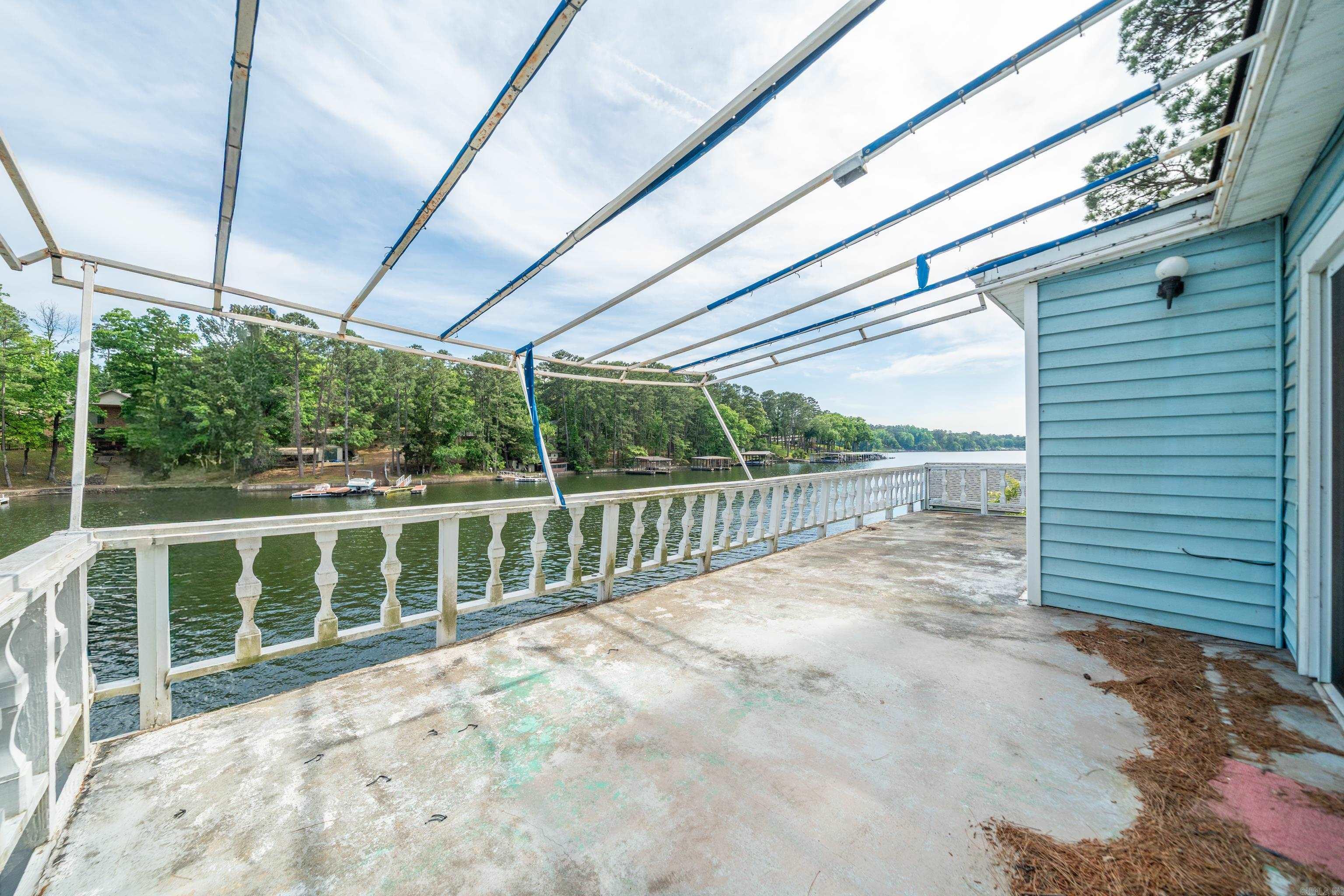 TWIN POINTS - Residential