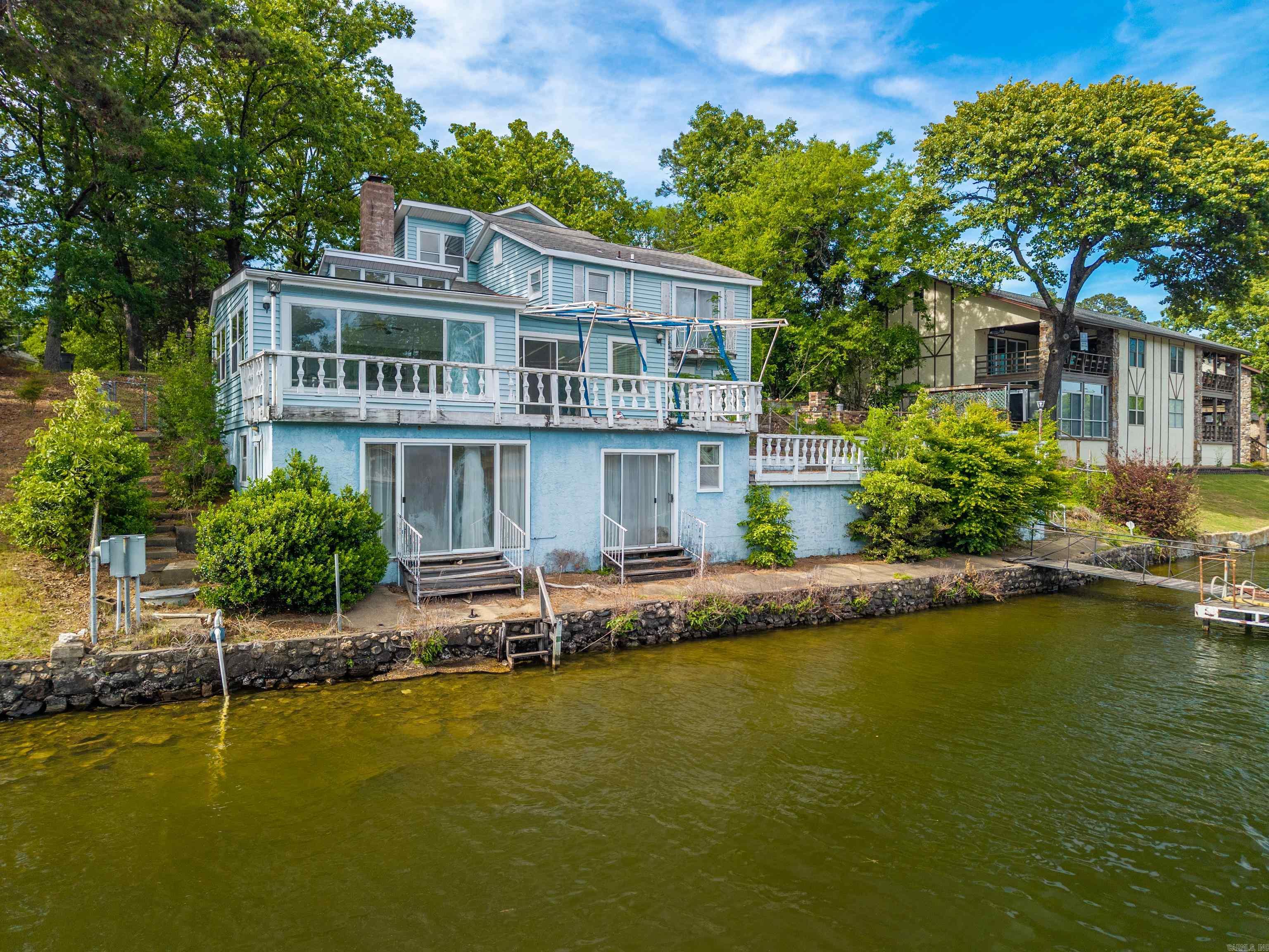 TWIN POINTS - Residential