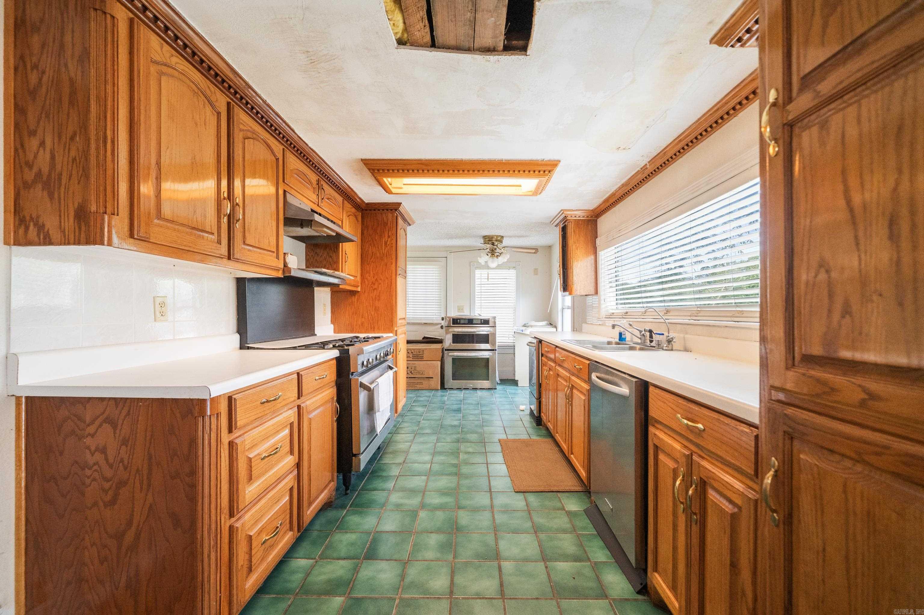 TWIN POINTS - Residential