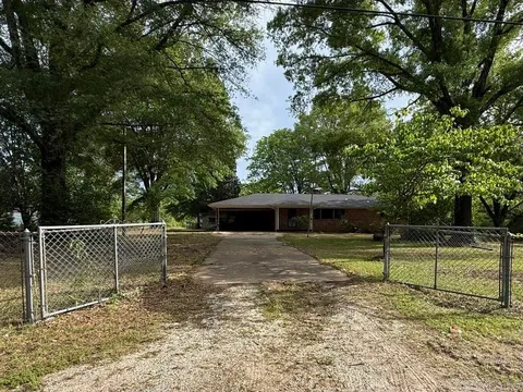 MLS: 25018643