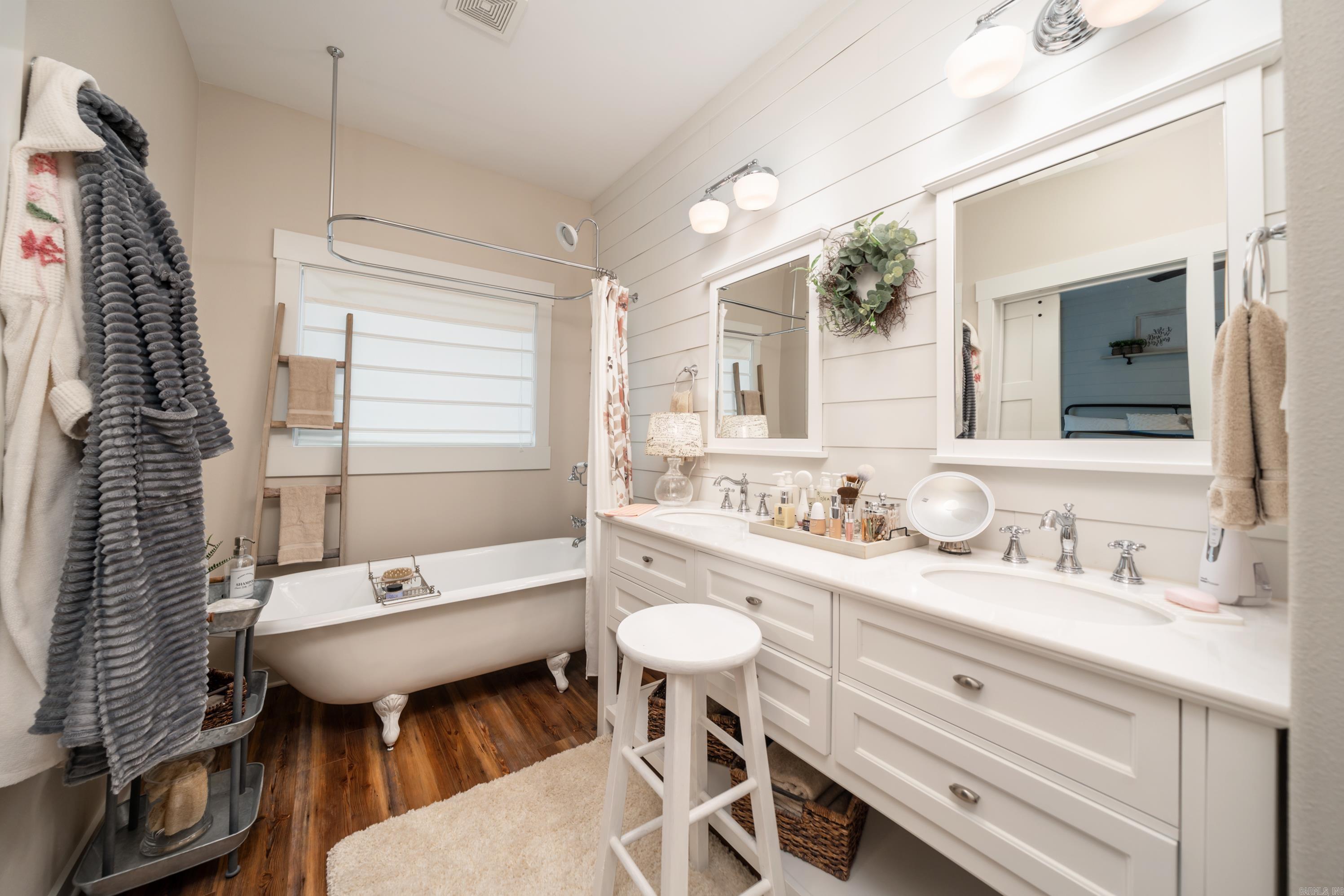 Summer Oaks - Residential