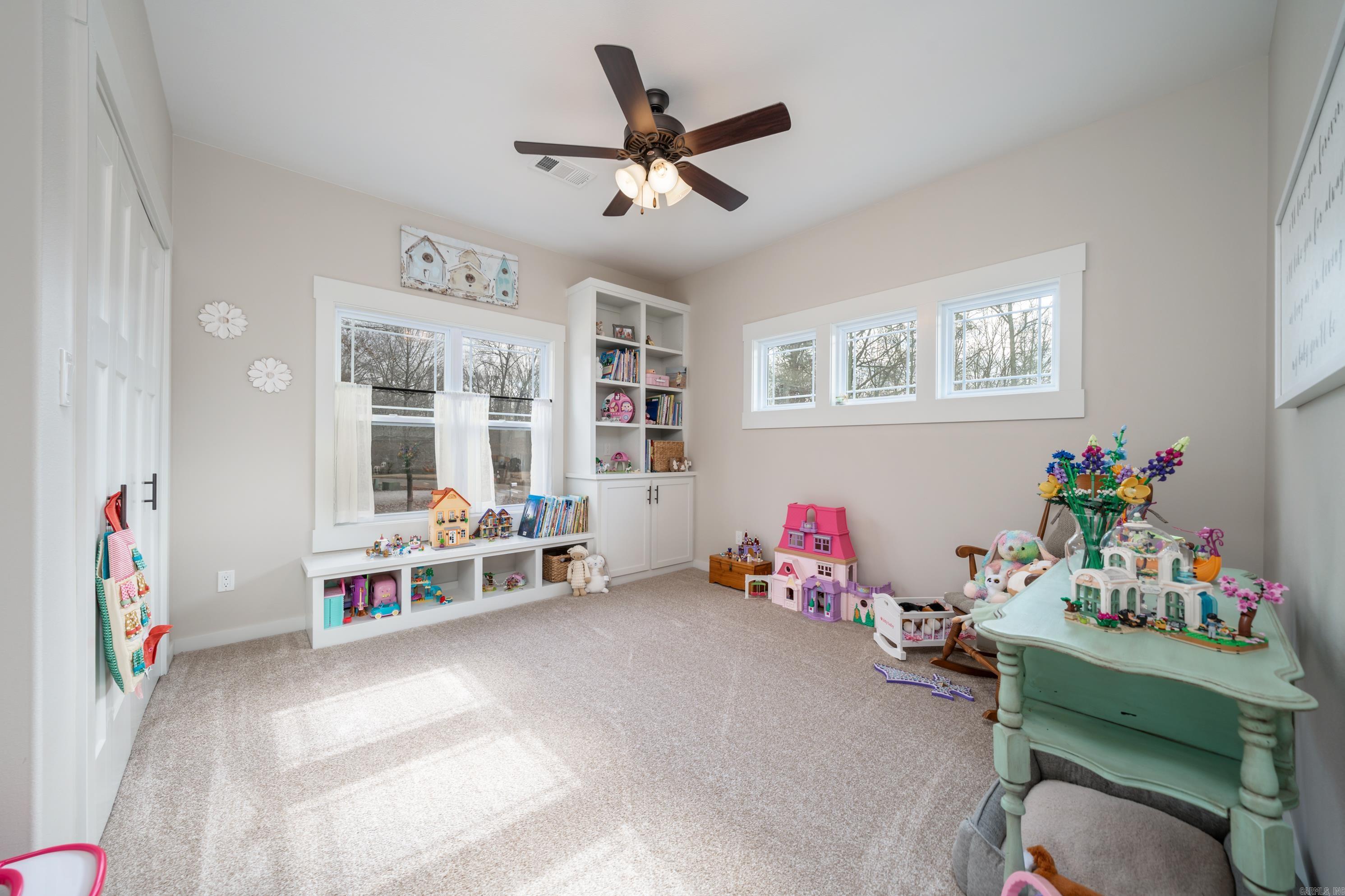 Summer Oaks - Residential