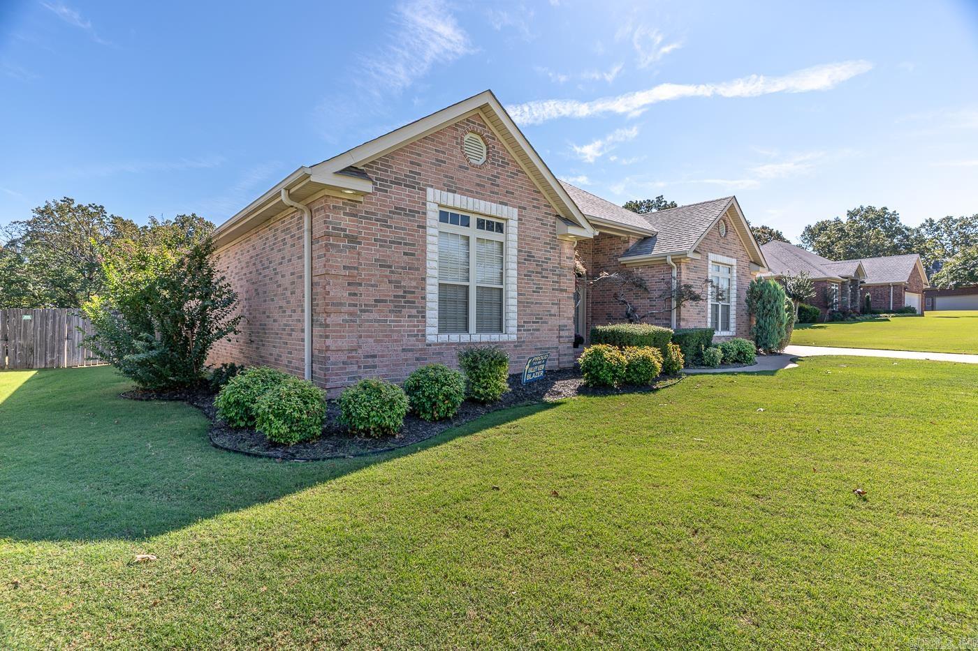 LAYMAN CREST ESTATES - Residential