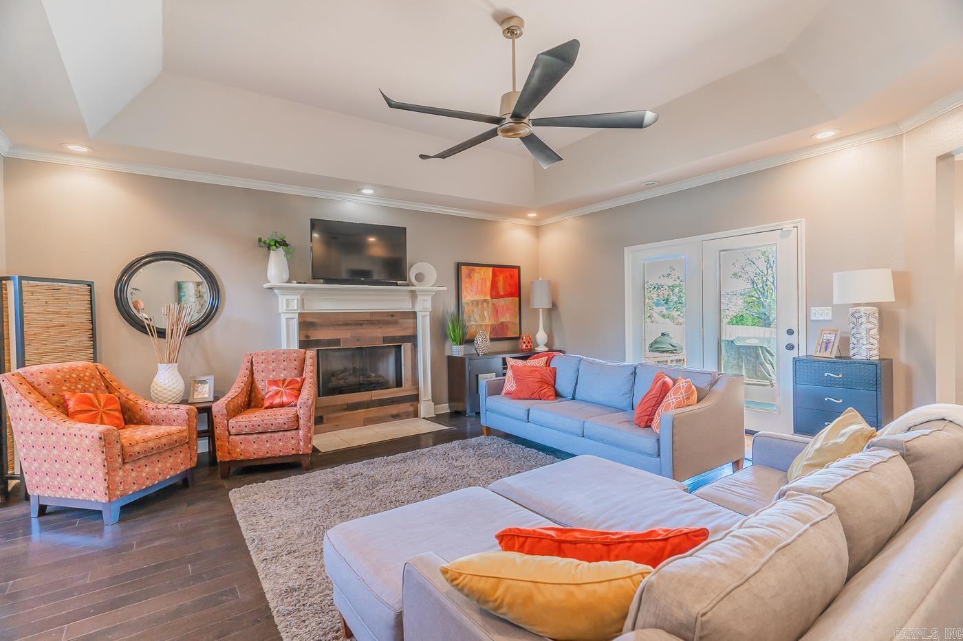 LAYMAN CREST ESTATES - Residential