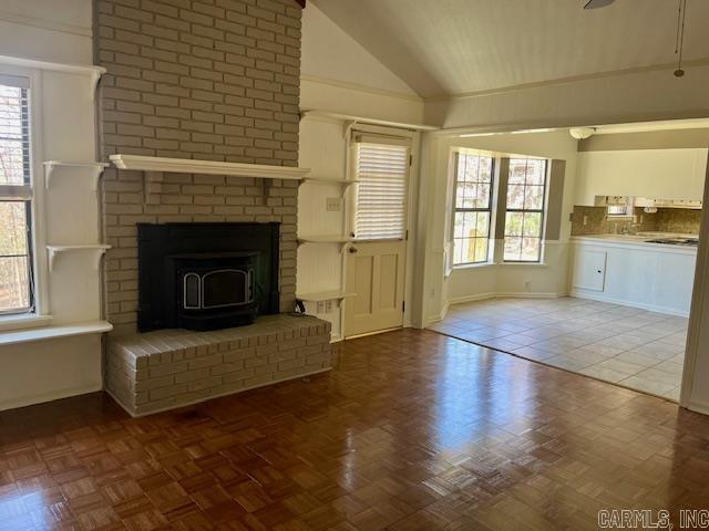 SECLUDED HILLS EST - Residential