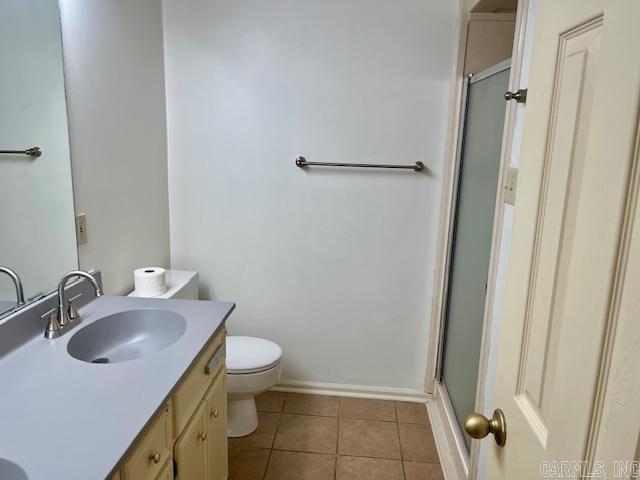 SECLUDED HILLS EST - Residential