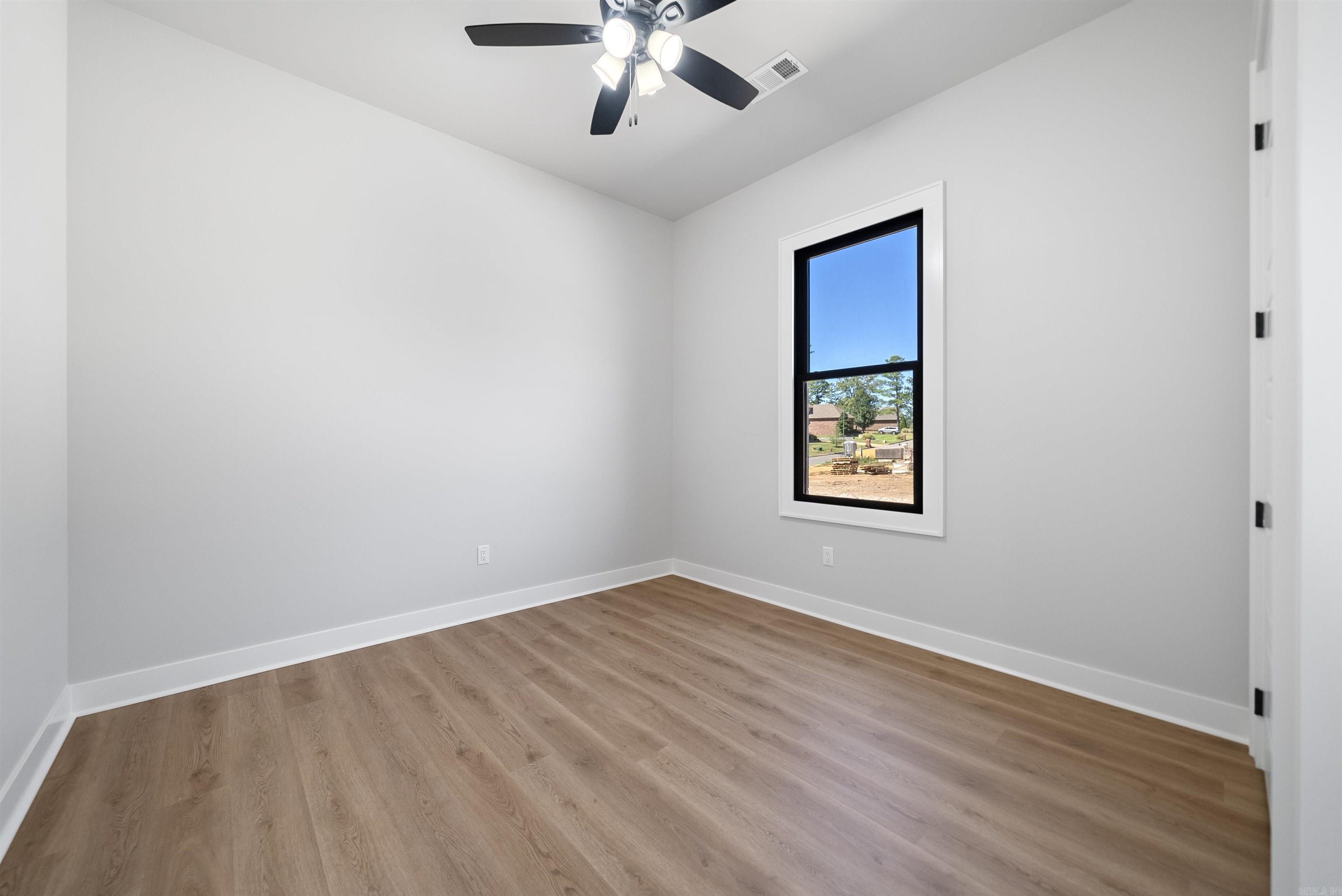 ARLINGTON PARK - Residential