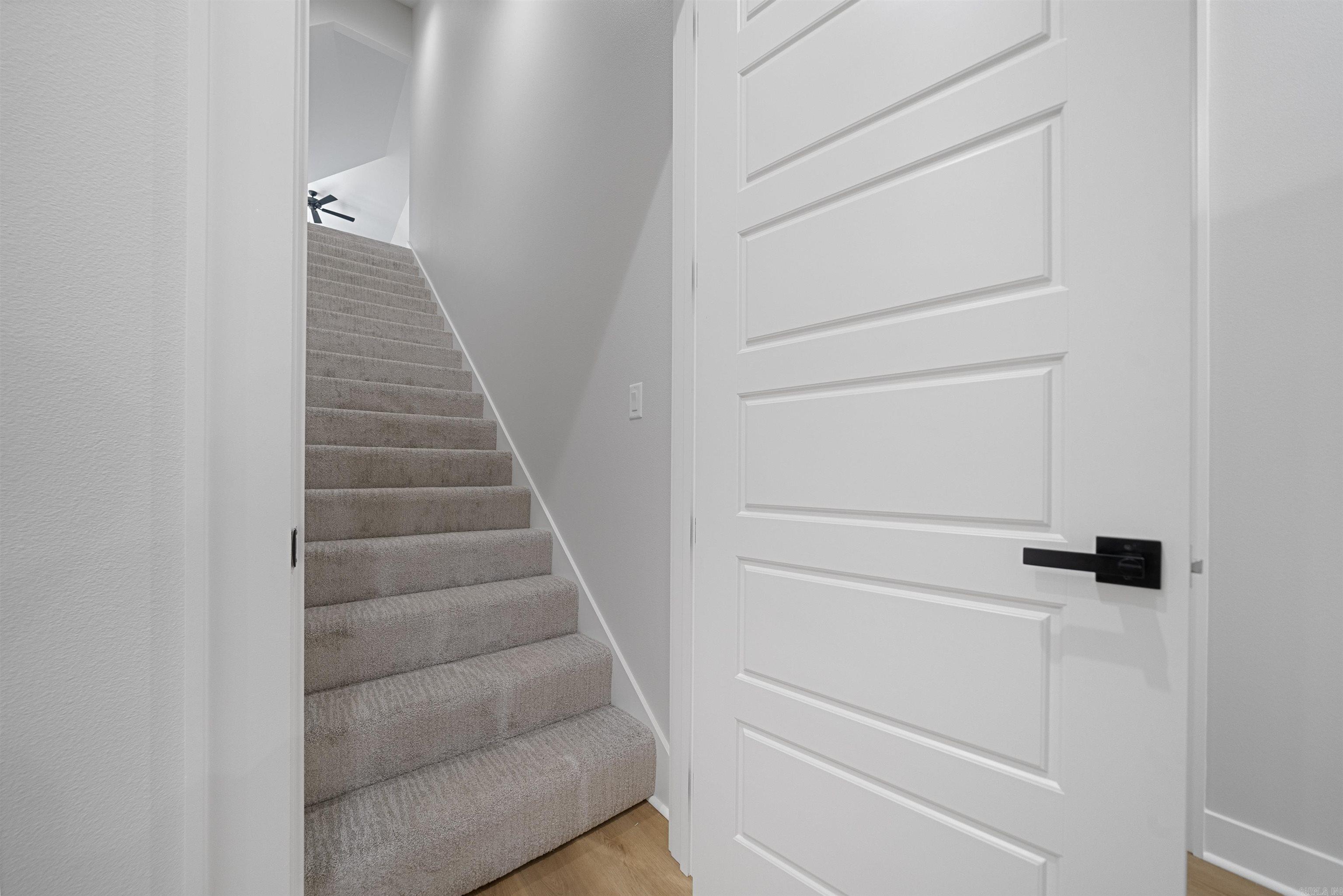 ARLINGTON PARK - Residential