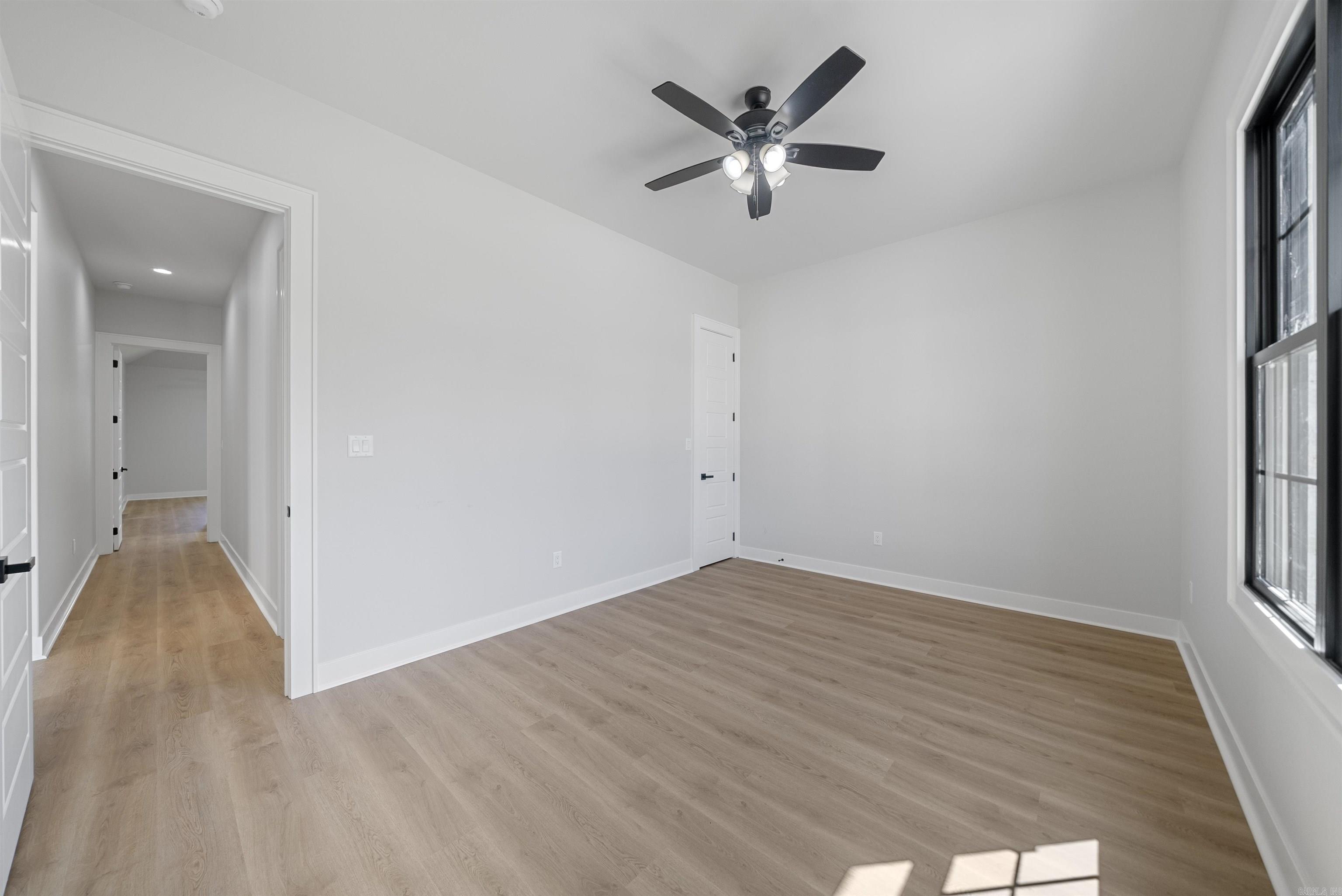 ARLINGTON PARK - Residential