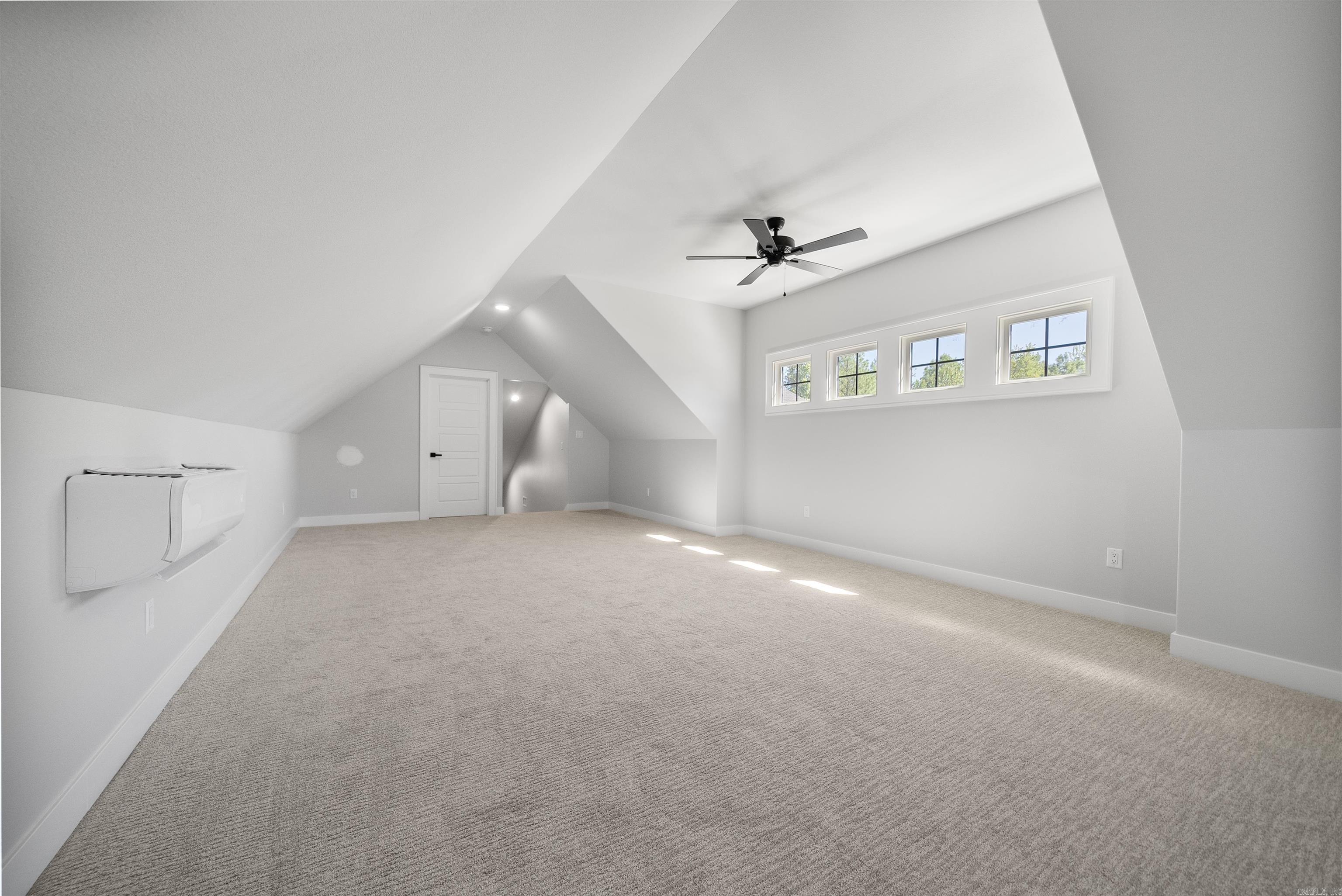 ARLINGTON PARK - Residential
