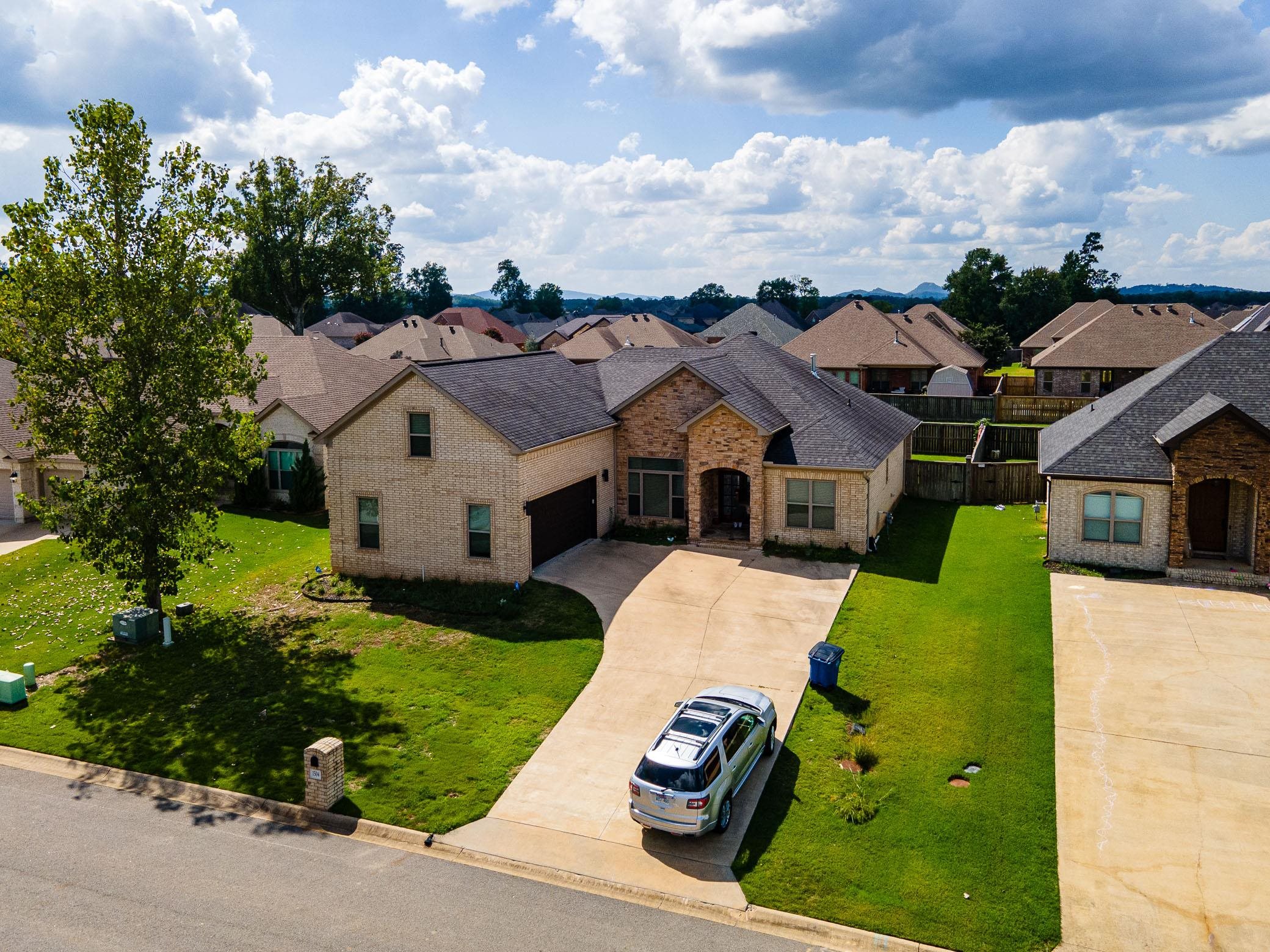 COUNTRY CLUB OF ARK THE - Residential