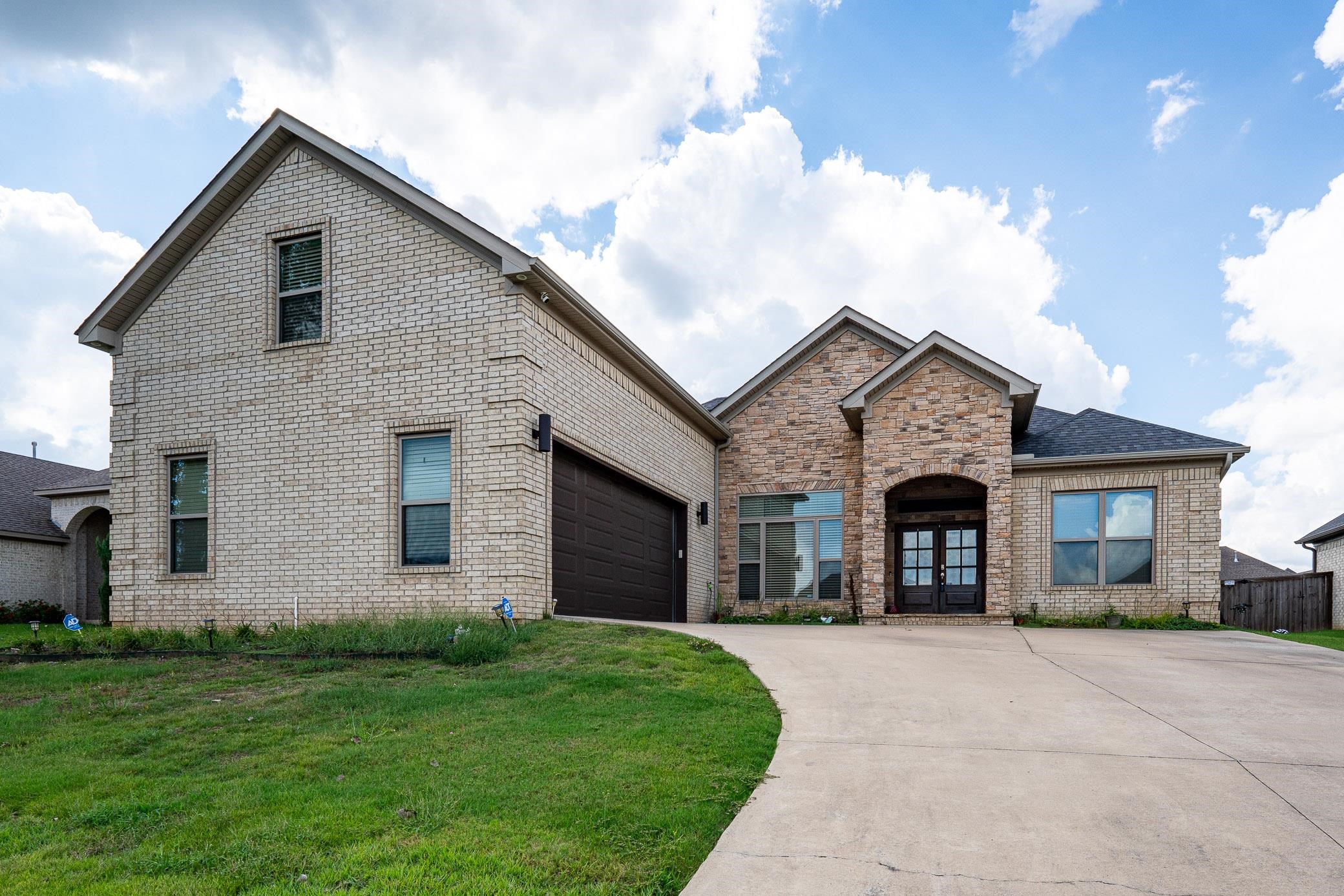 COUNTRY CLUB OF ARK THE - Residential