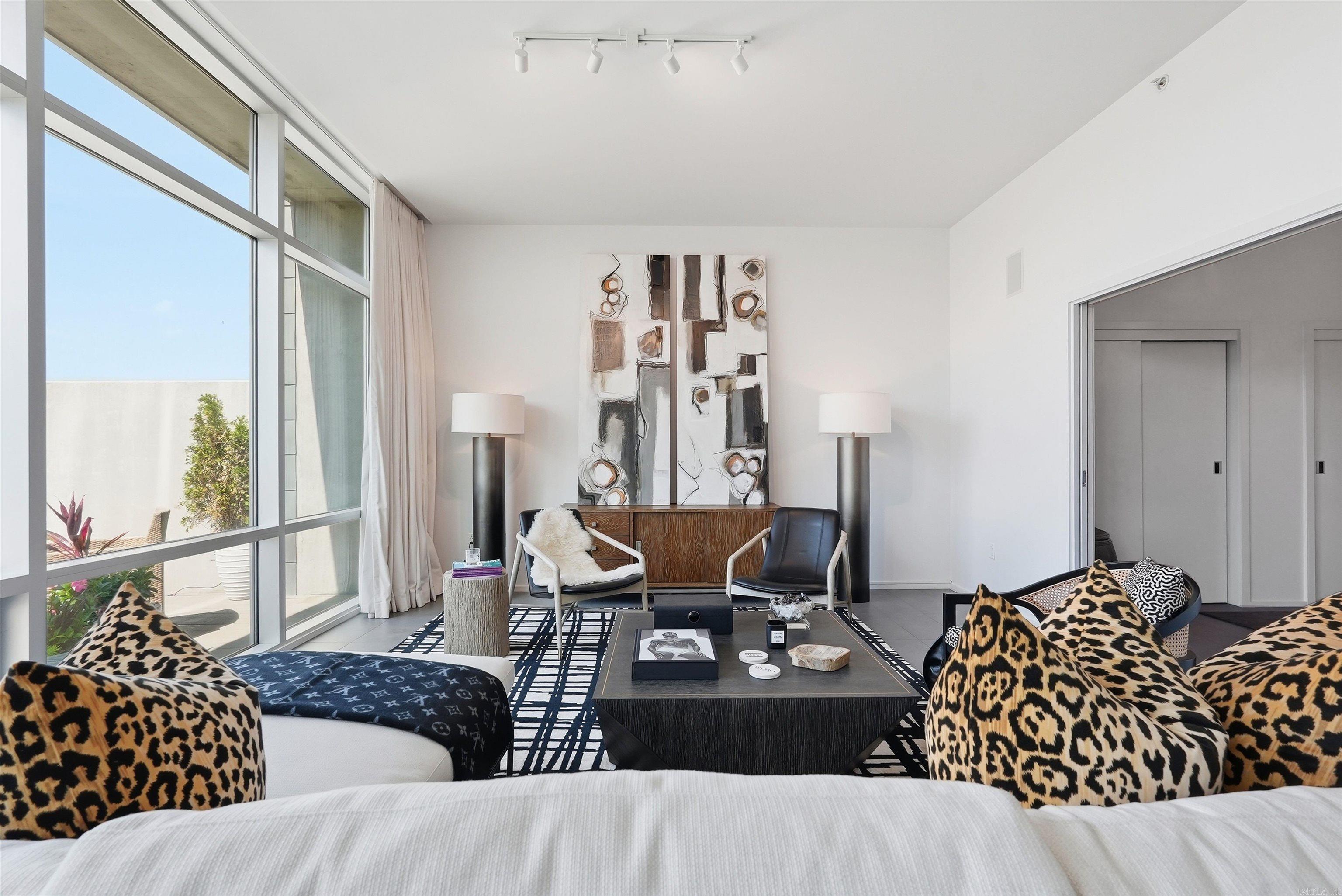 300 HPR - Residential Lease