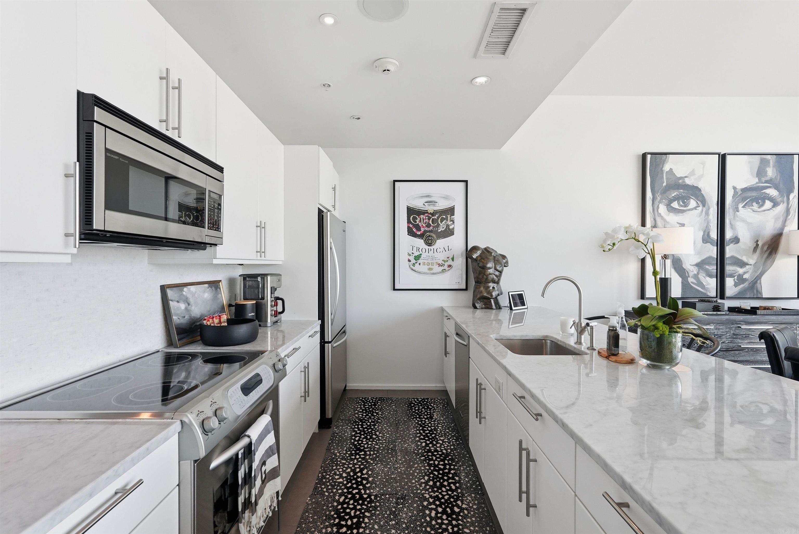 300 HPR - Residential Lease