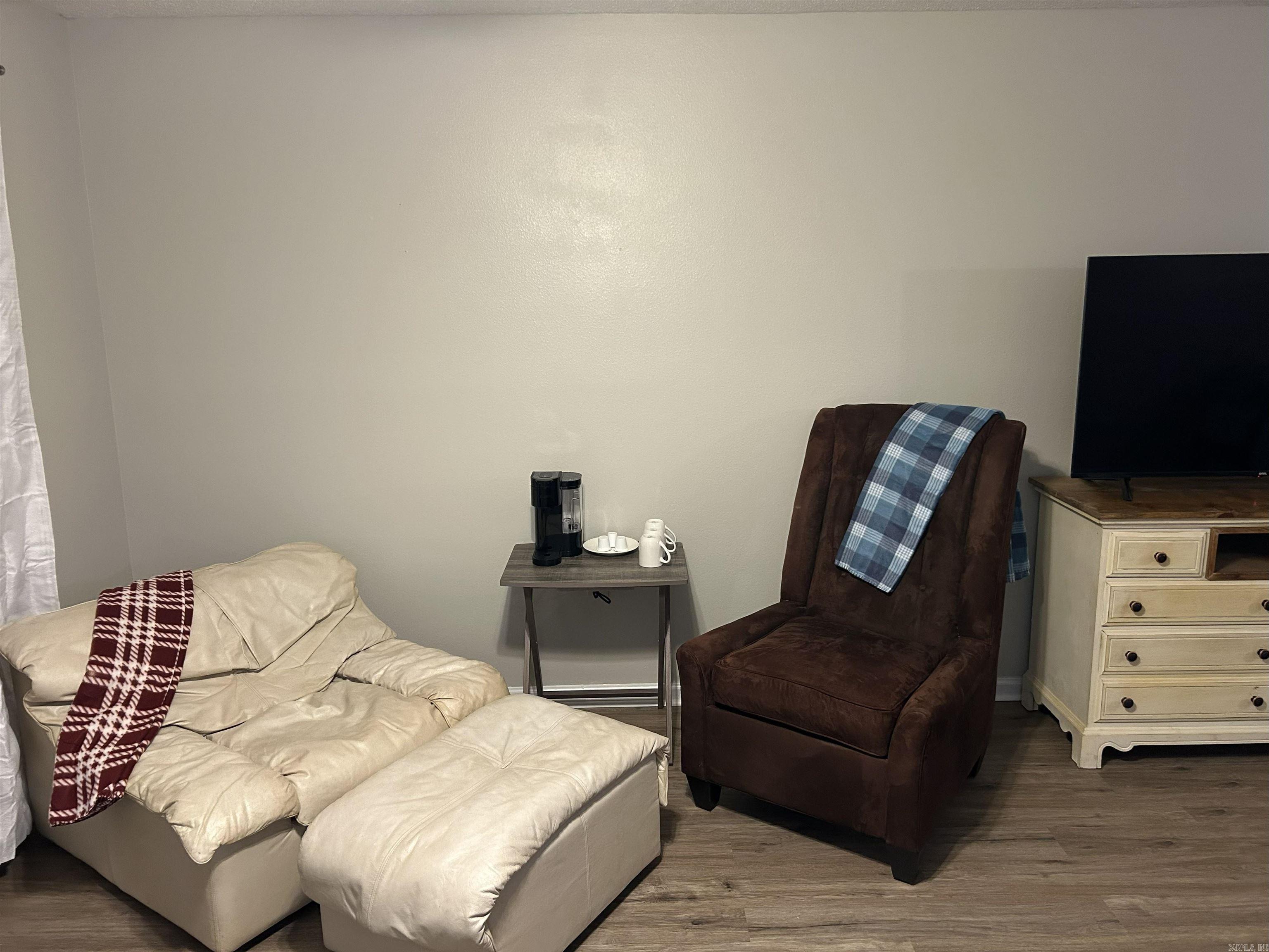 SUMMER HILL PLACE - Residential