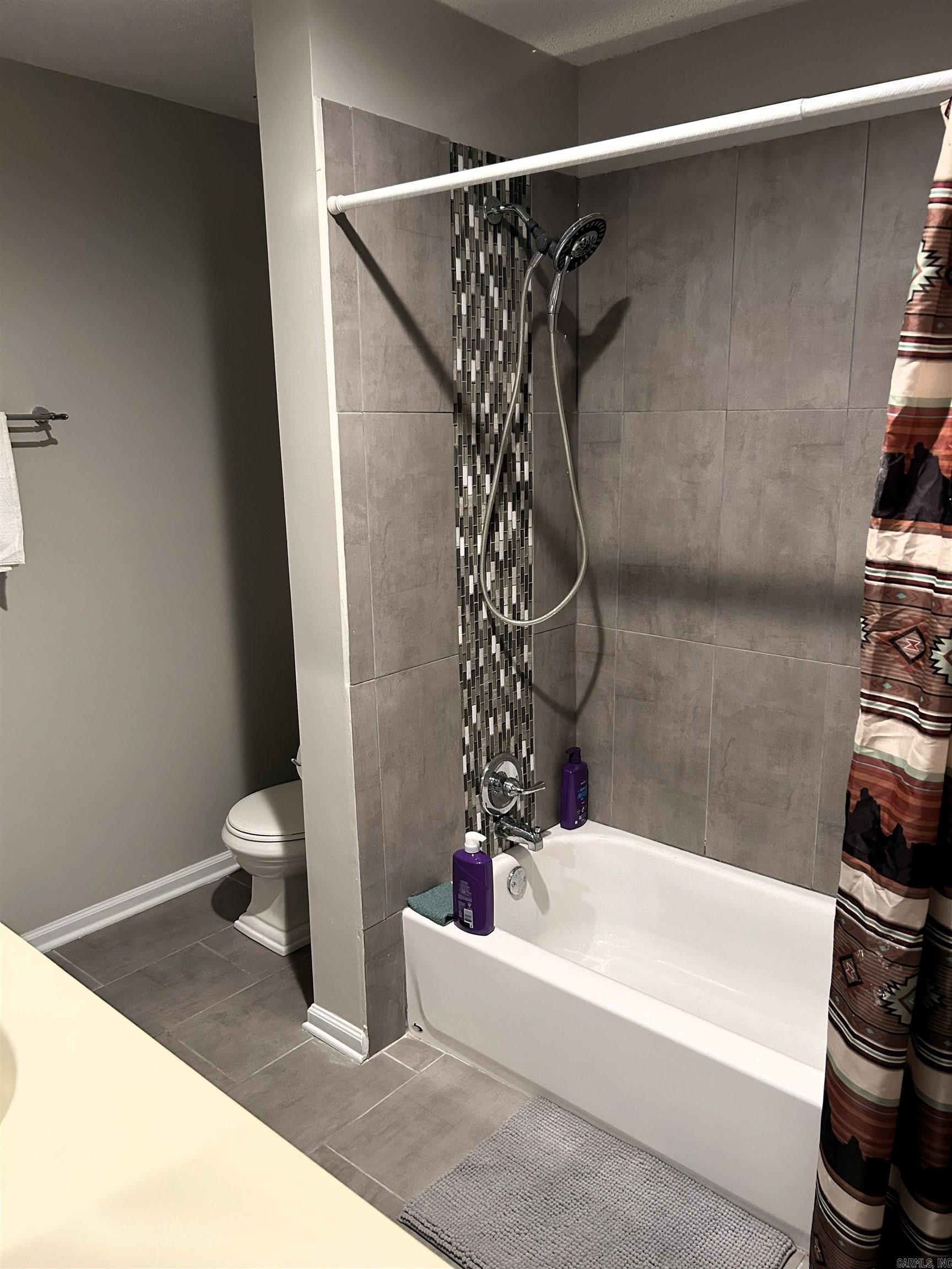 SUMMER HILL PLACE - Residential