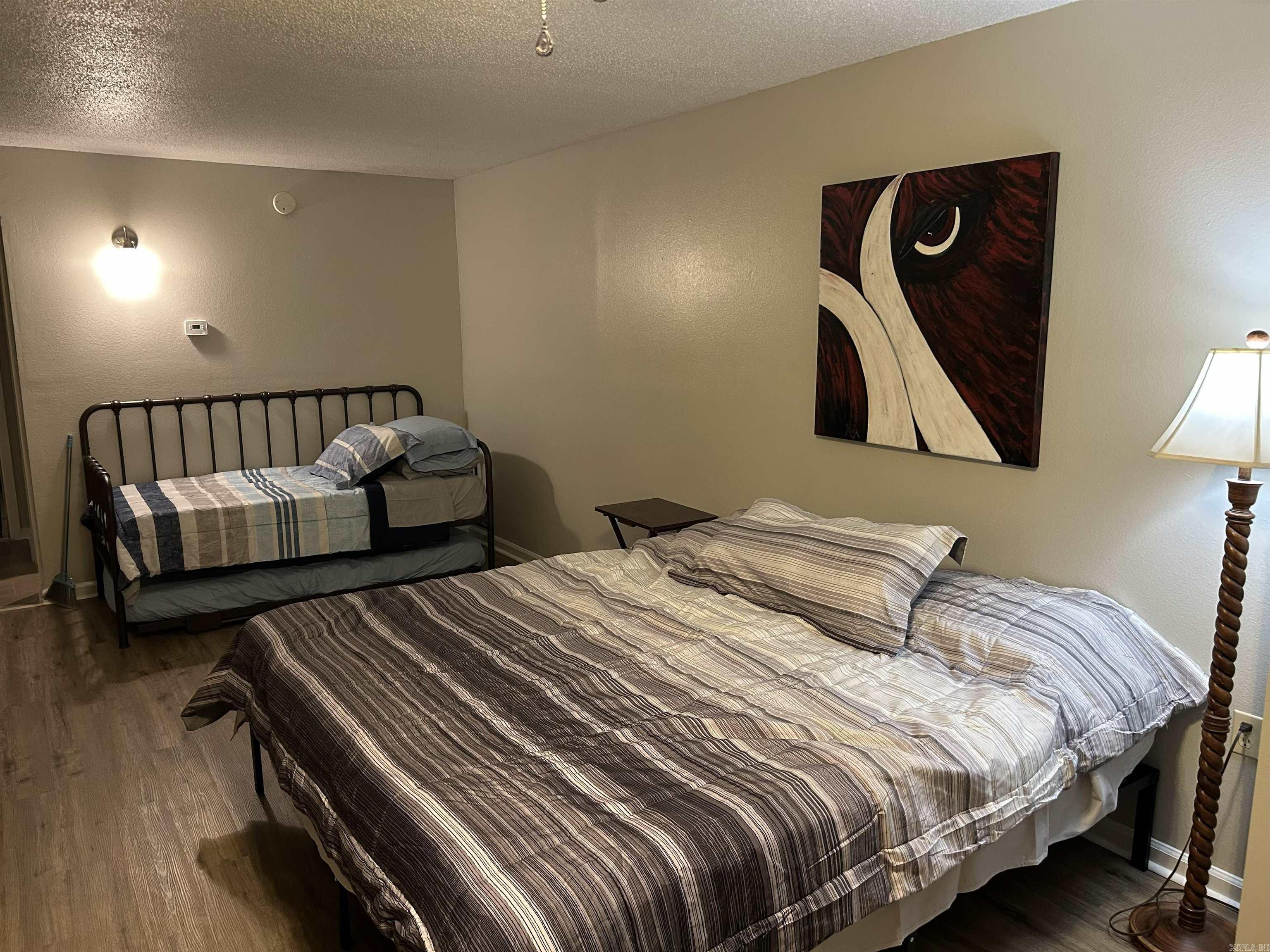 SUMMER HILL PLACE - Residential