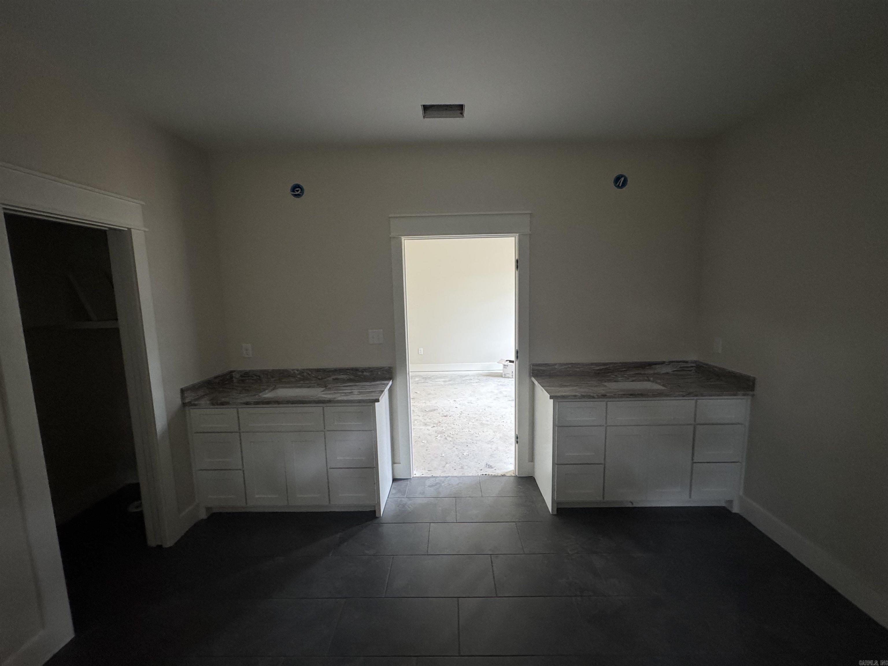 HIDDEN VALLEY ESTATES - Residential