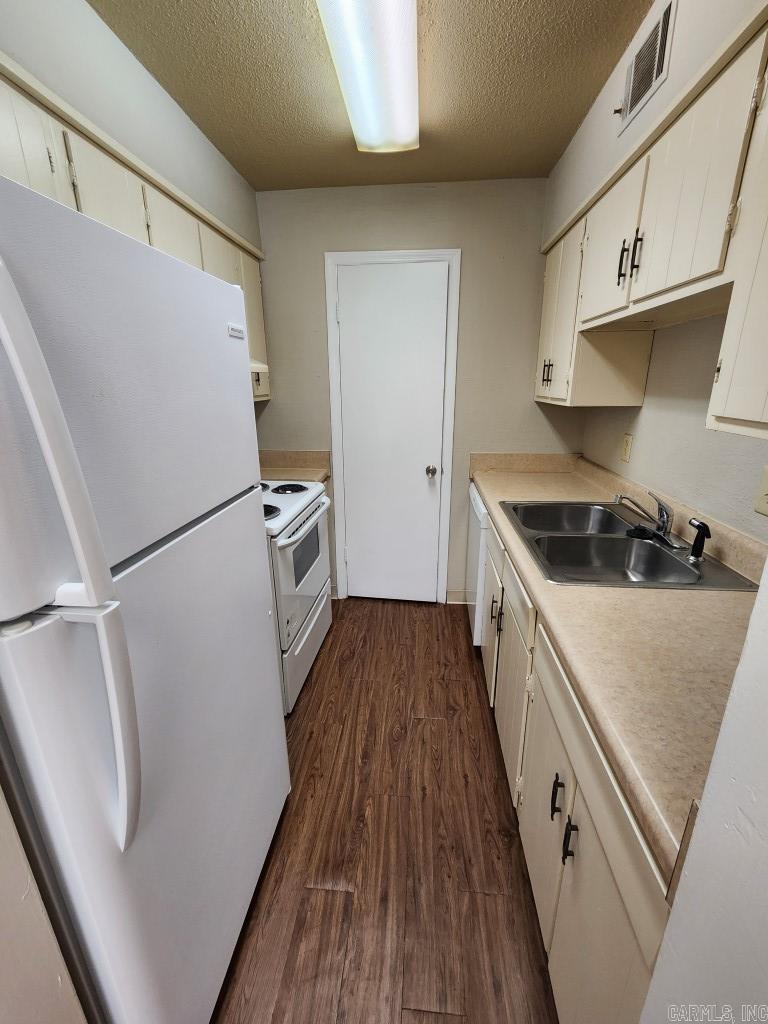 Plunkett 2nd - Residential Lease