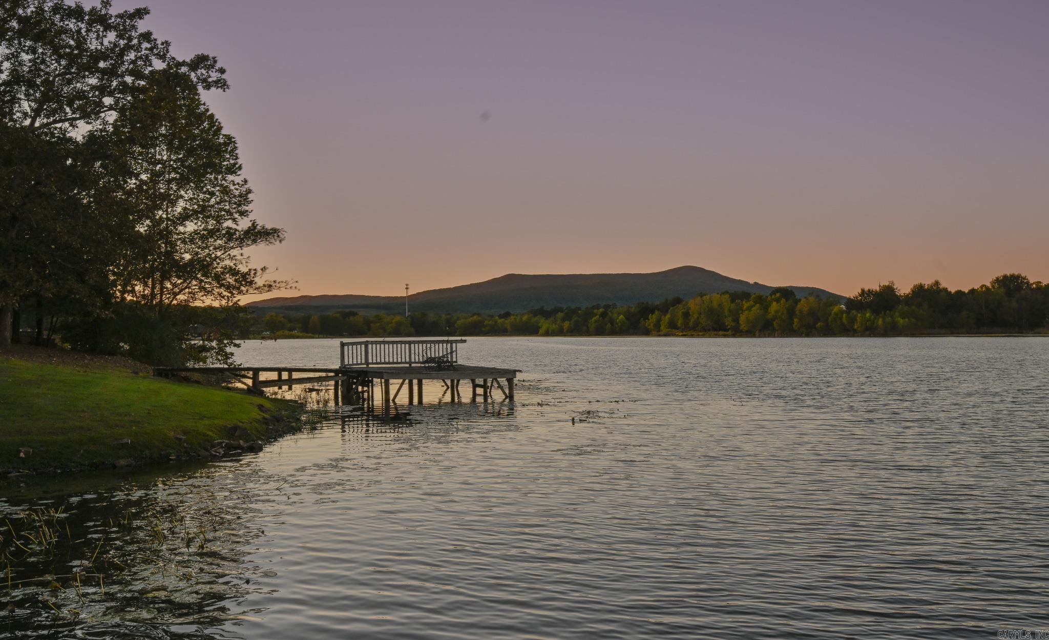 Lake Mena - Residential