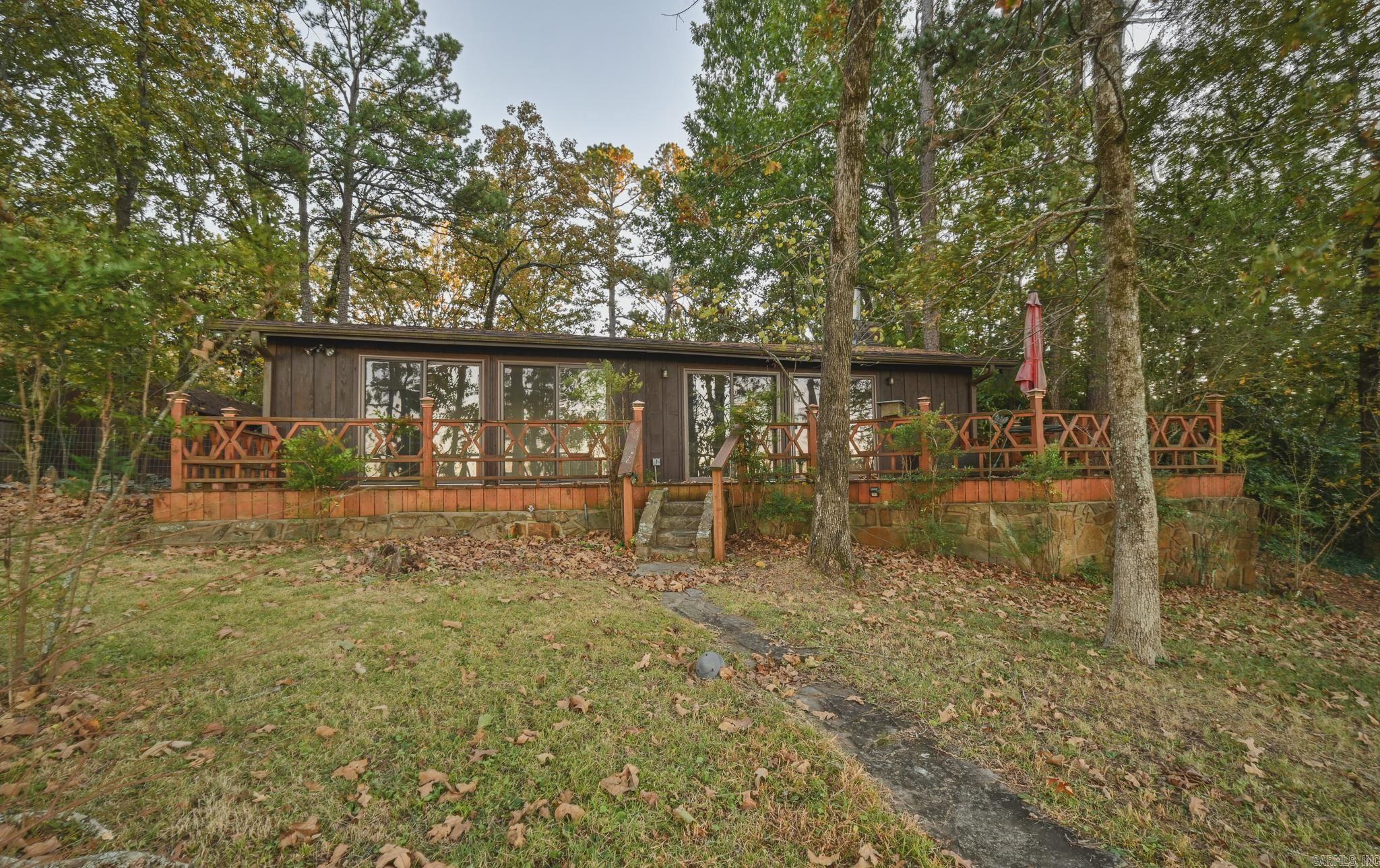 Lake Mena - Residential