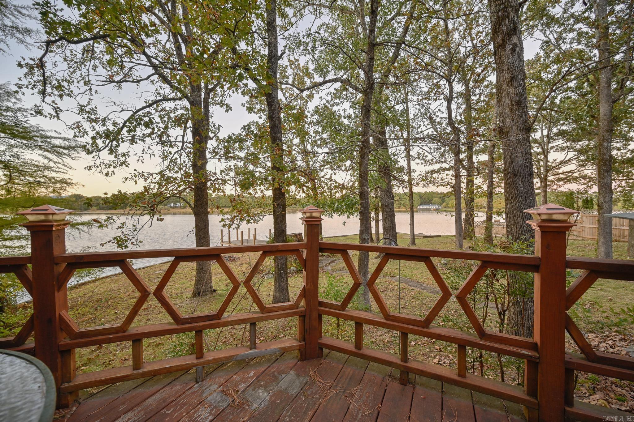 Lake Mena - Residential