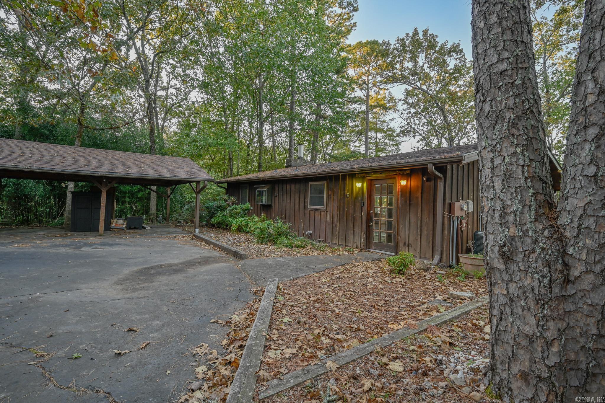 Lake Mena - Residential