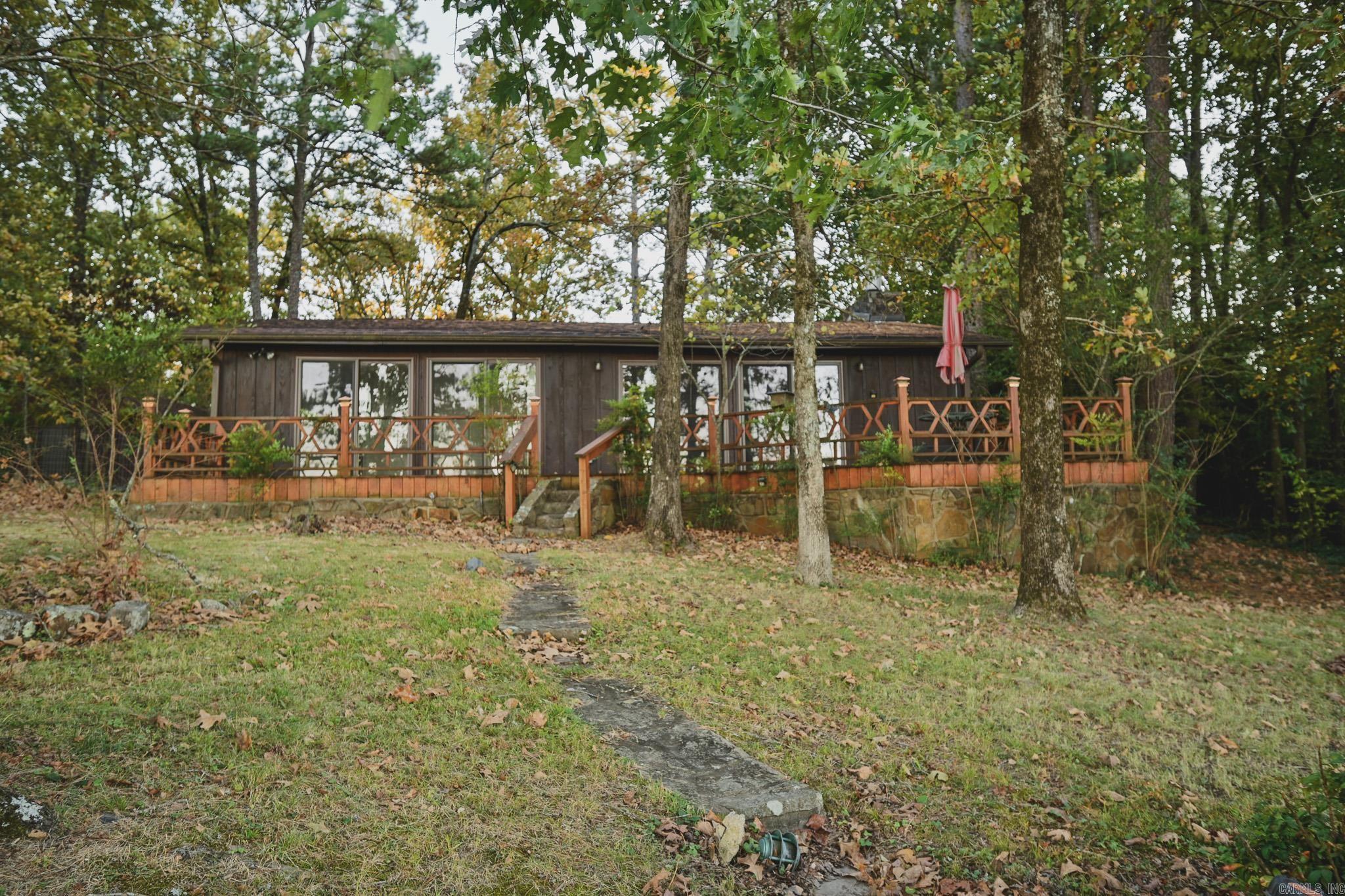 Lake Mena - Residential