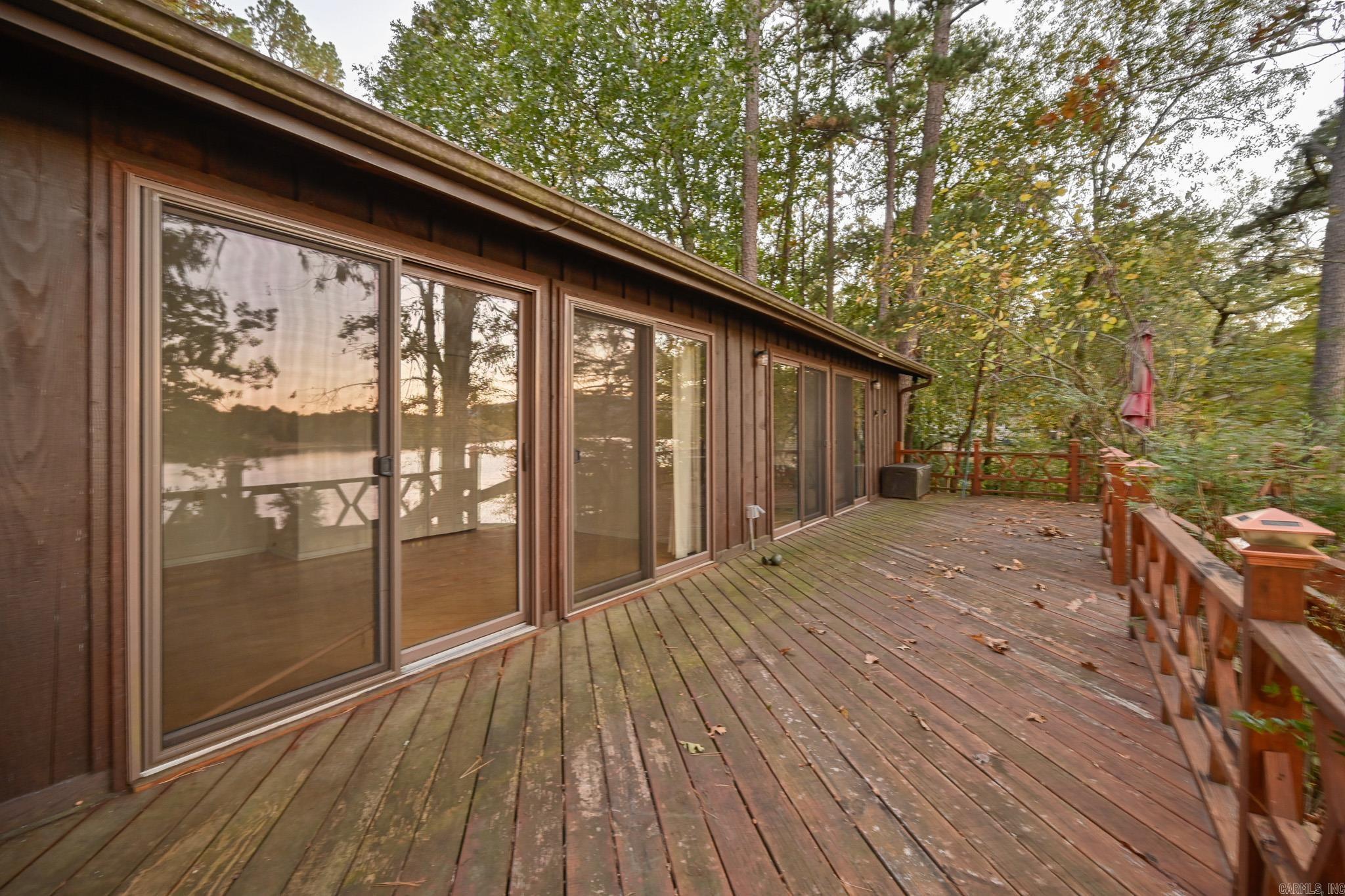 Lake Mena - Residential