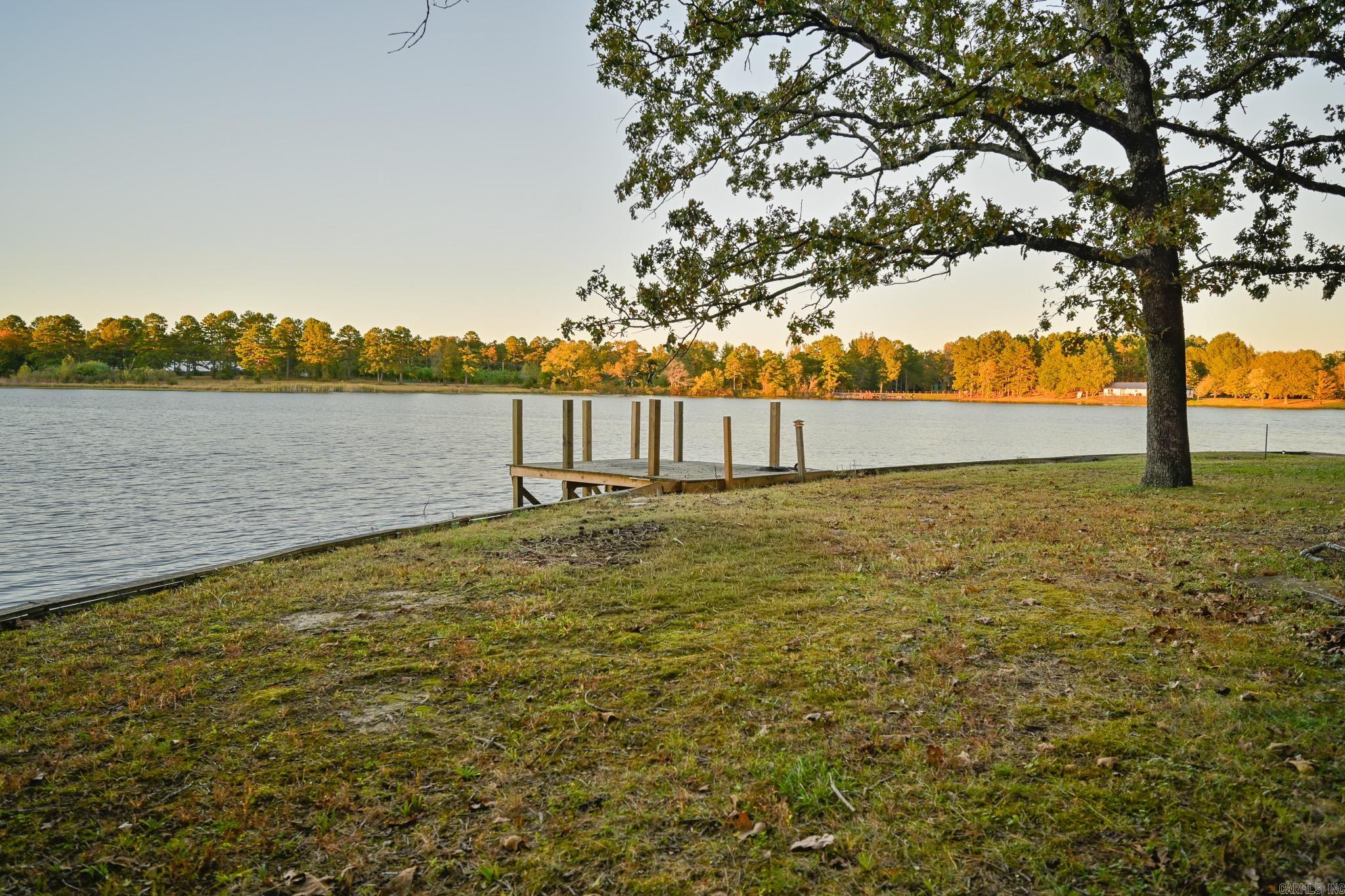 Lake Mena - Residential