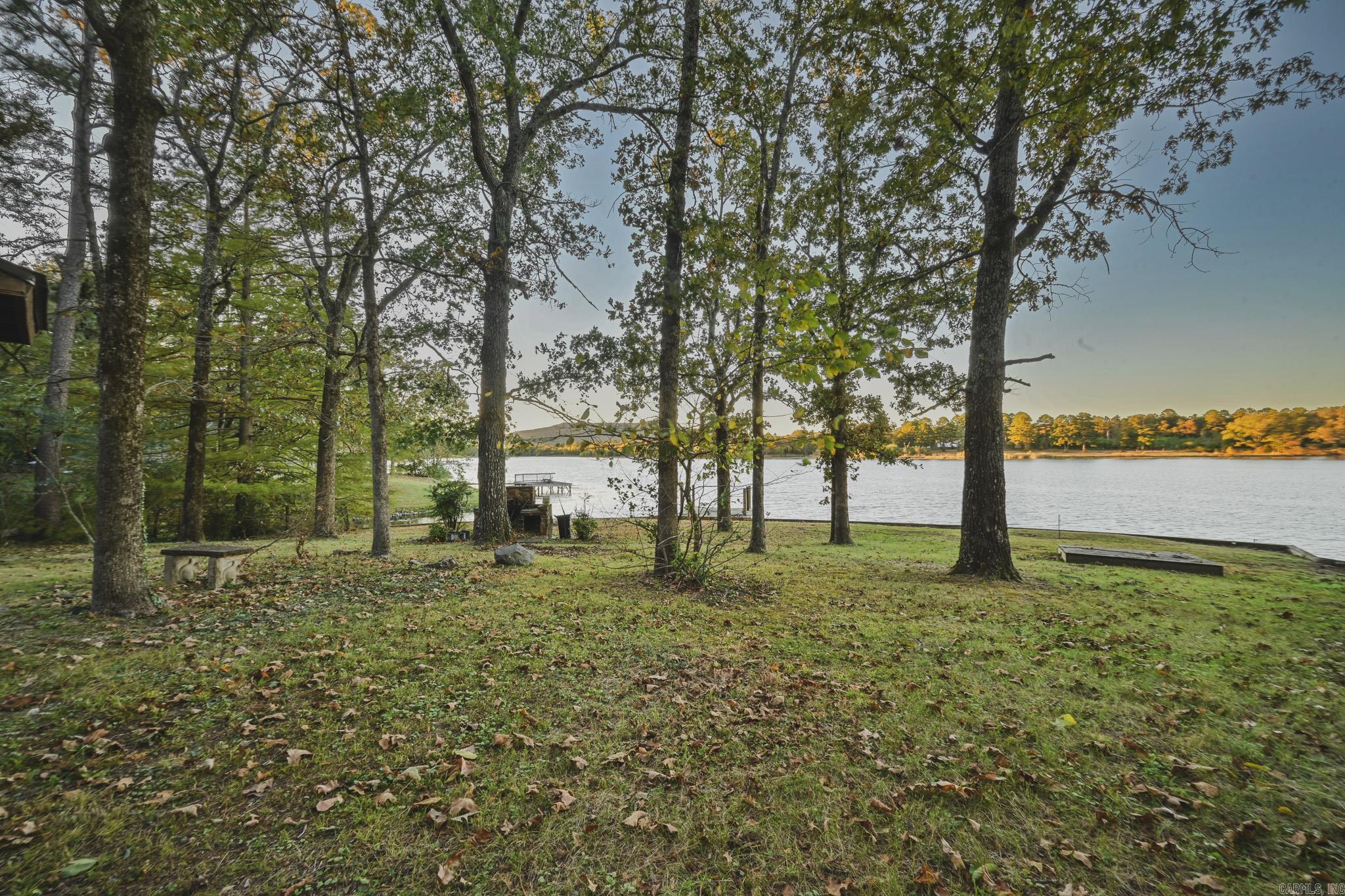 Lake Mena - Residential