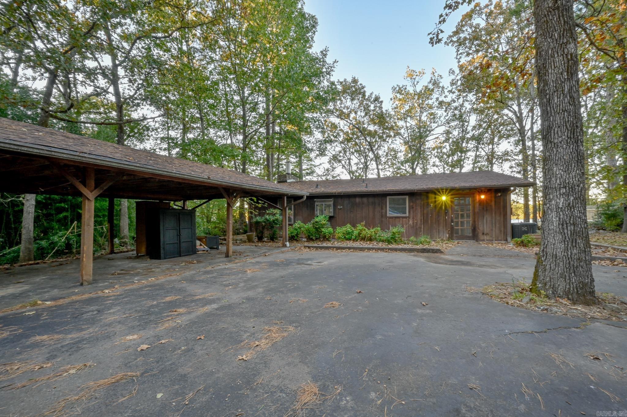 Lake Mena - Residential