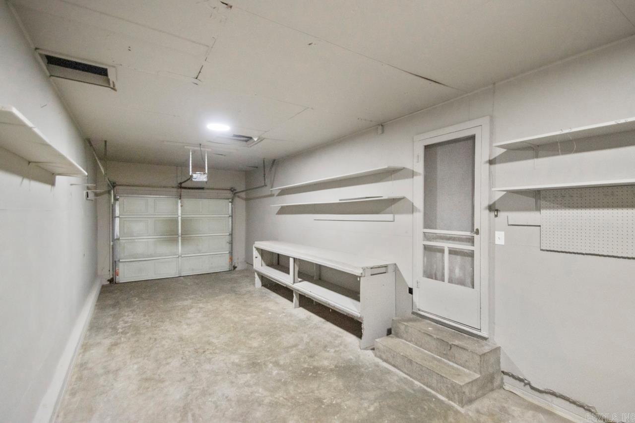 MEADOW LARK SUB - Residential