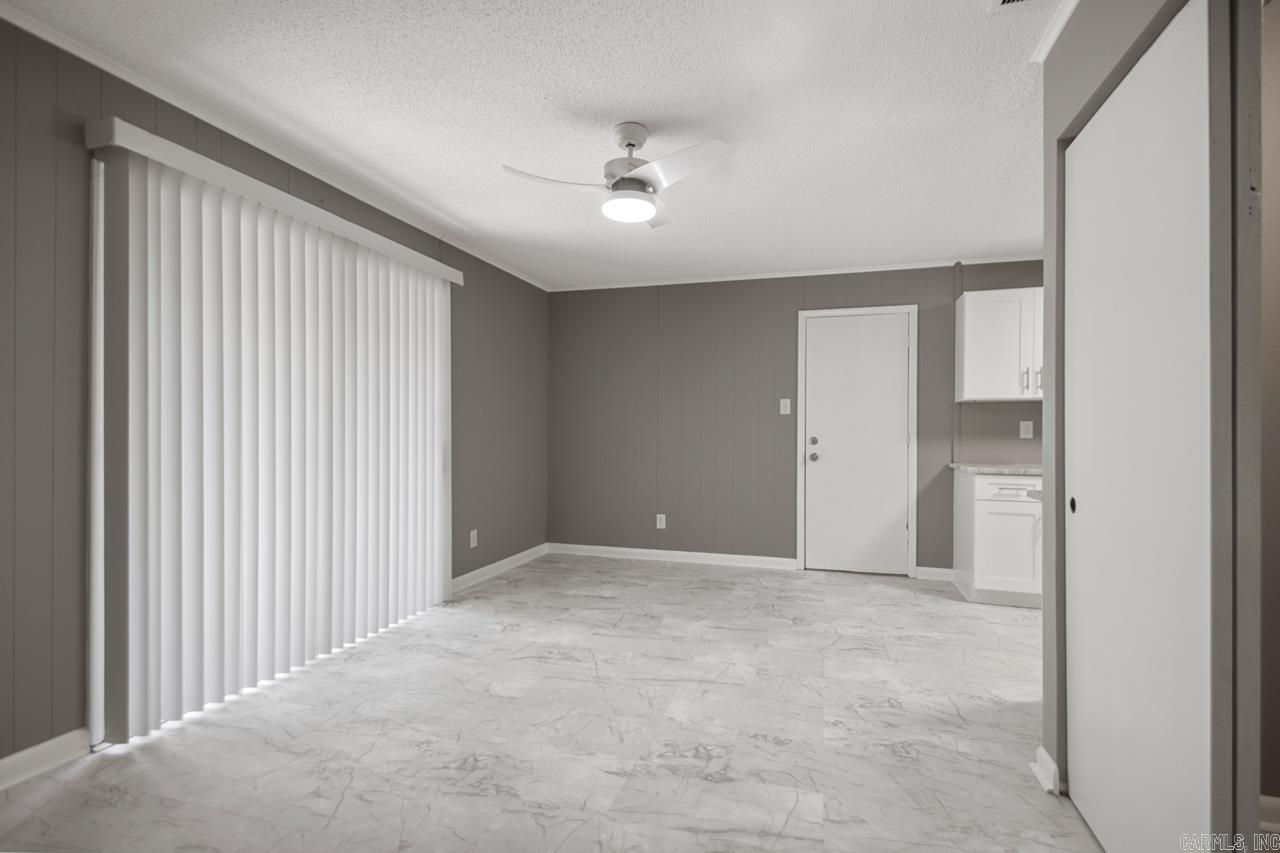 MEADOW LARK SUB - Residential