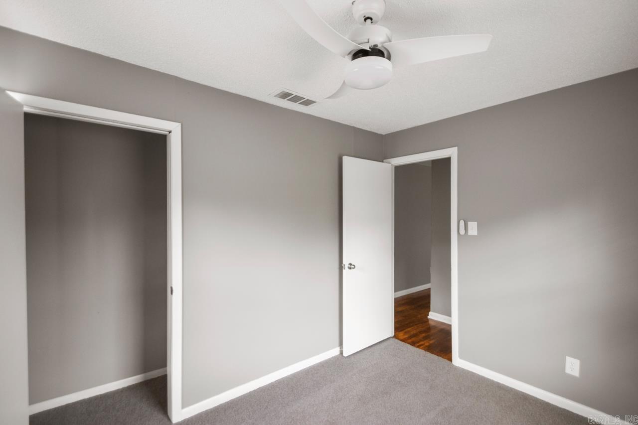 MEADOW LARK SUB - Residential