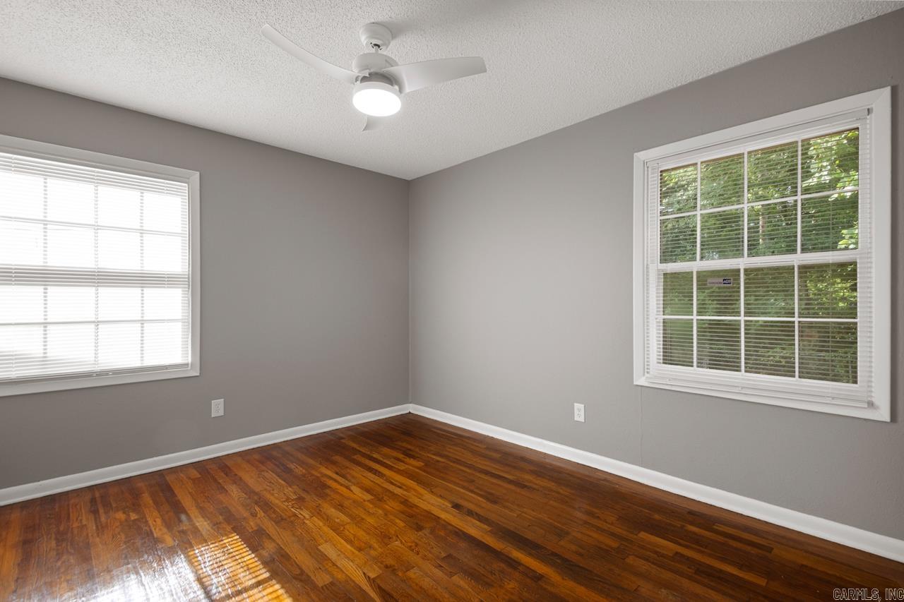 MEADOW LARK SUB - Residential