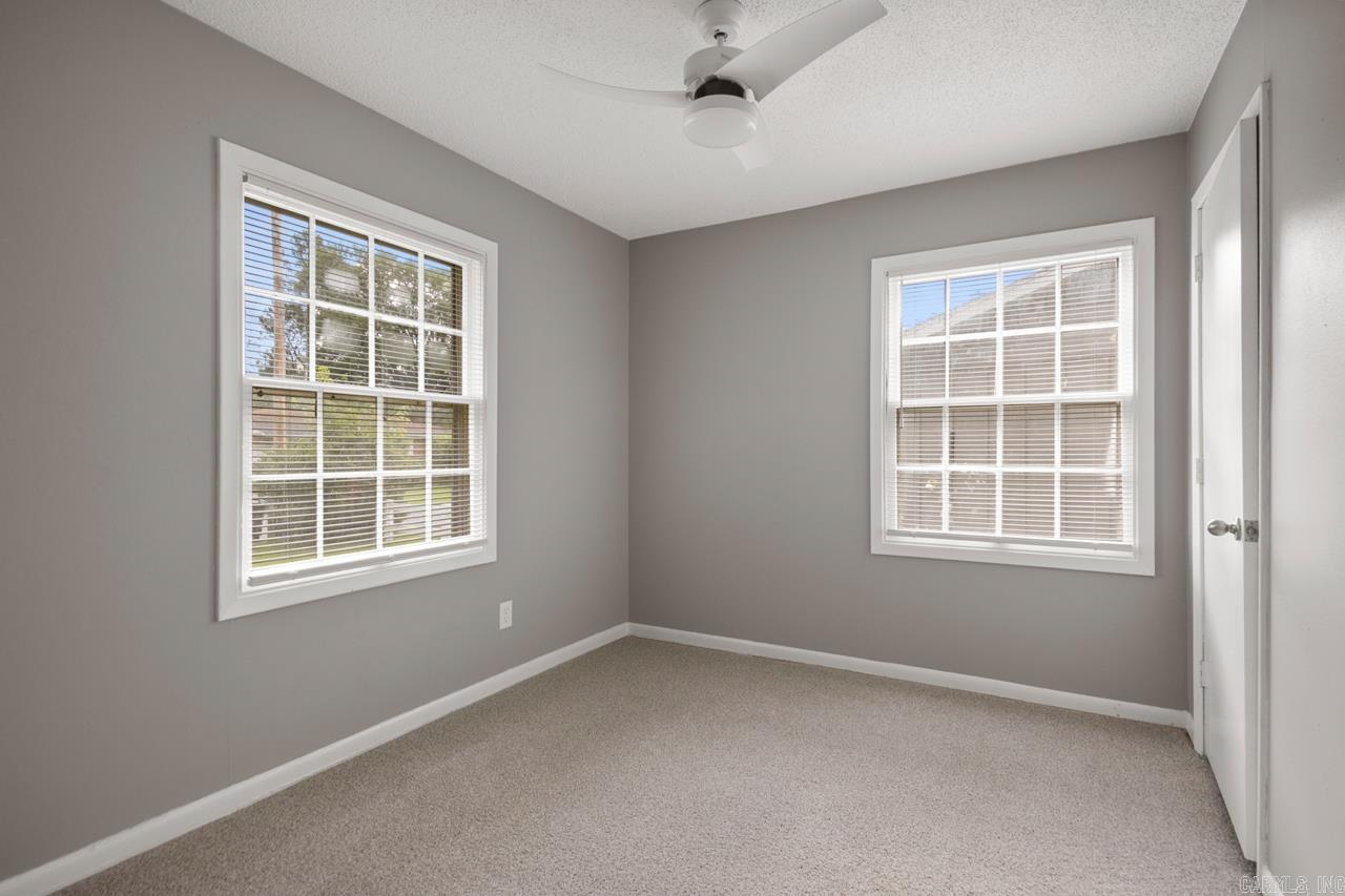 MEADOW LARK SUB - Residential