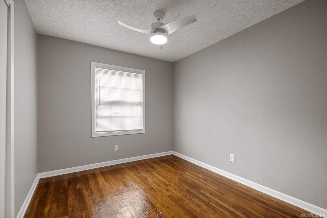 MEADOW LARK SUB - Residential