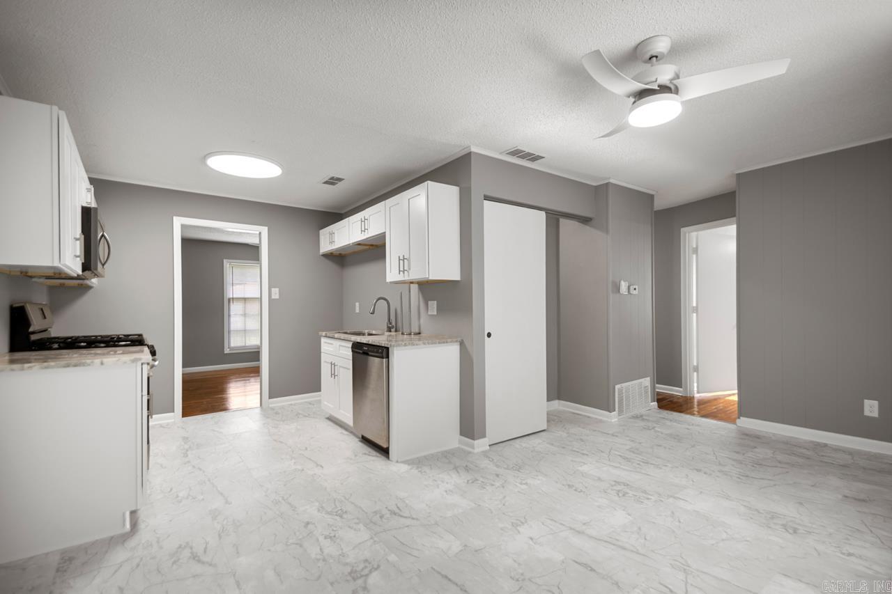 MEADOW LARK SUB - Residential