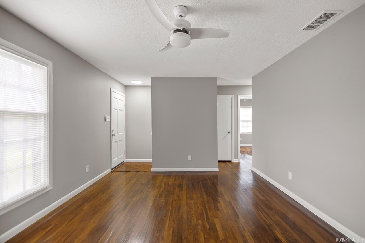 MEADOW LARK SUB - Residential