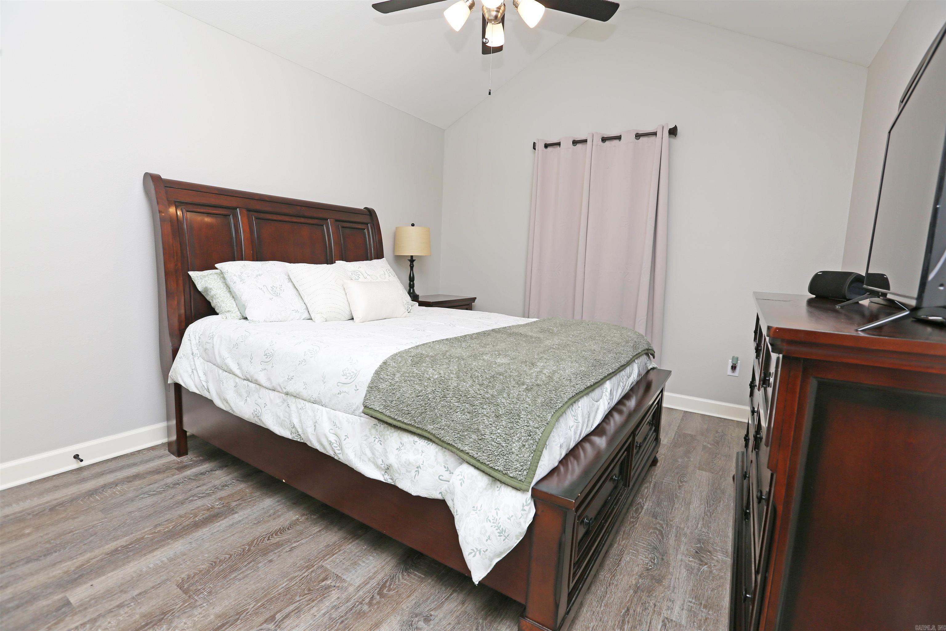 JAXON TERRACE - Residential