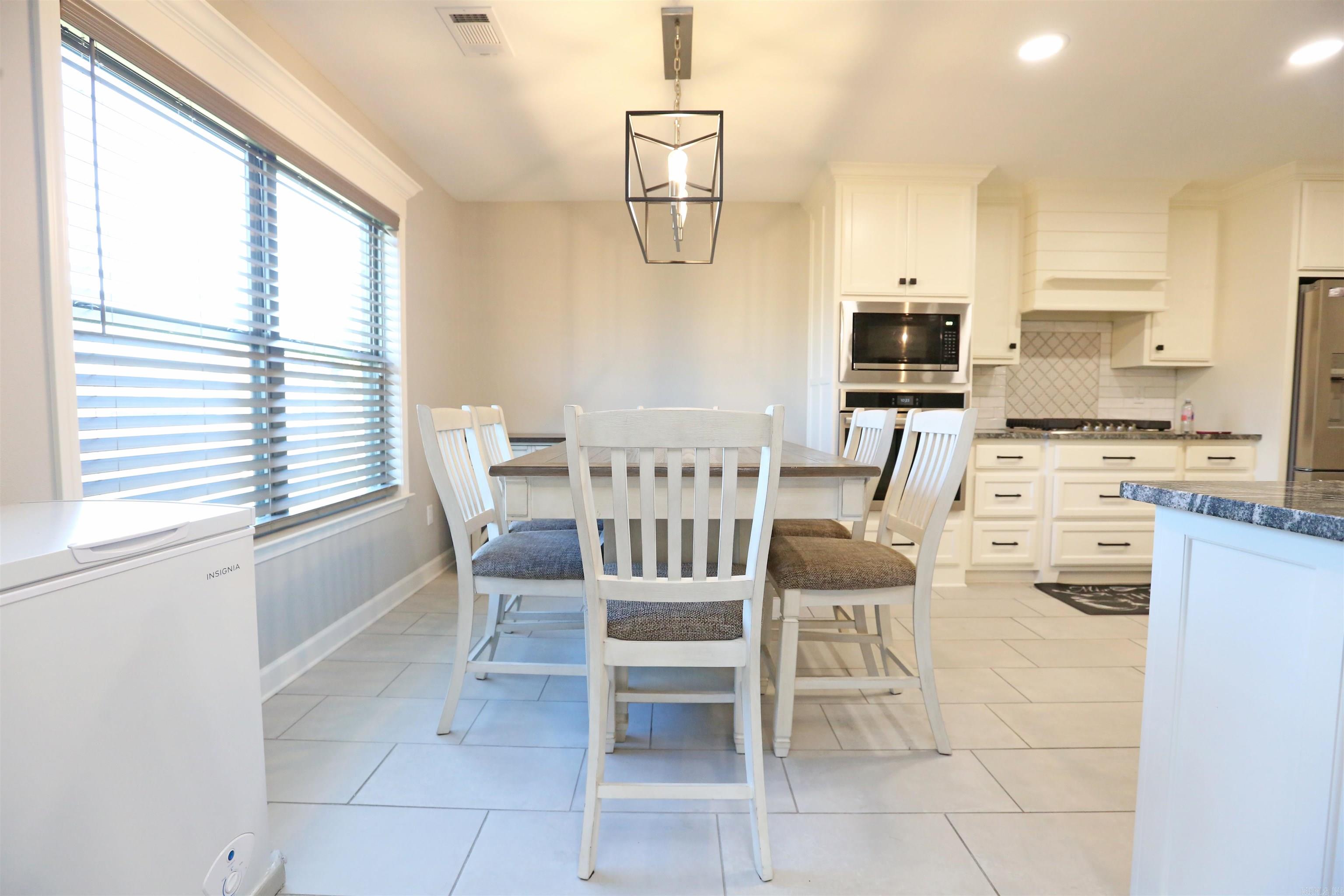 JAXON TERRACE - Residential