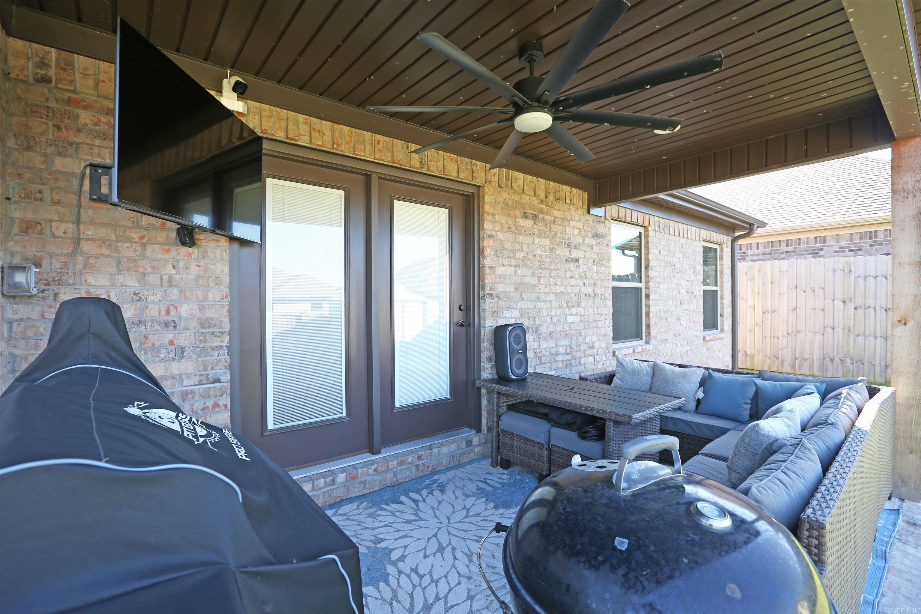 JAXON TERRACE - Residential