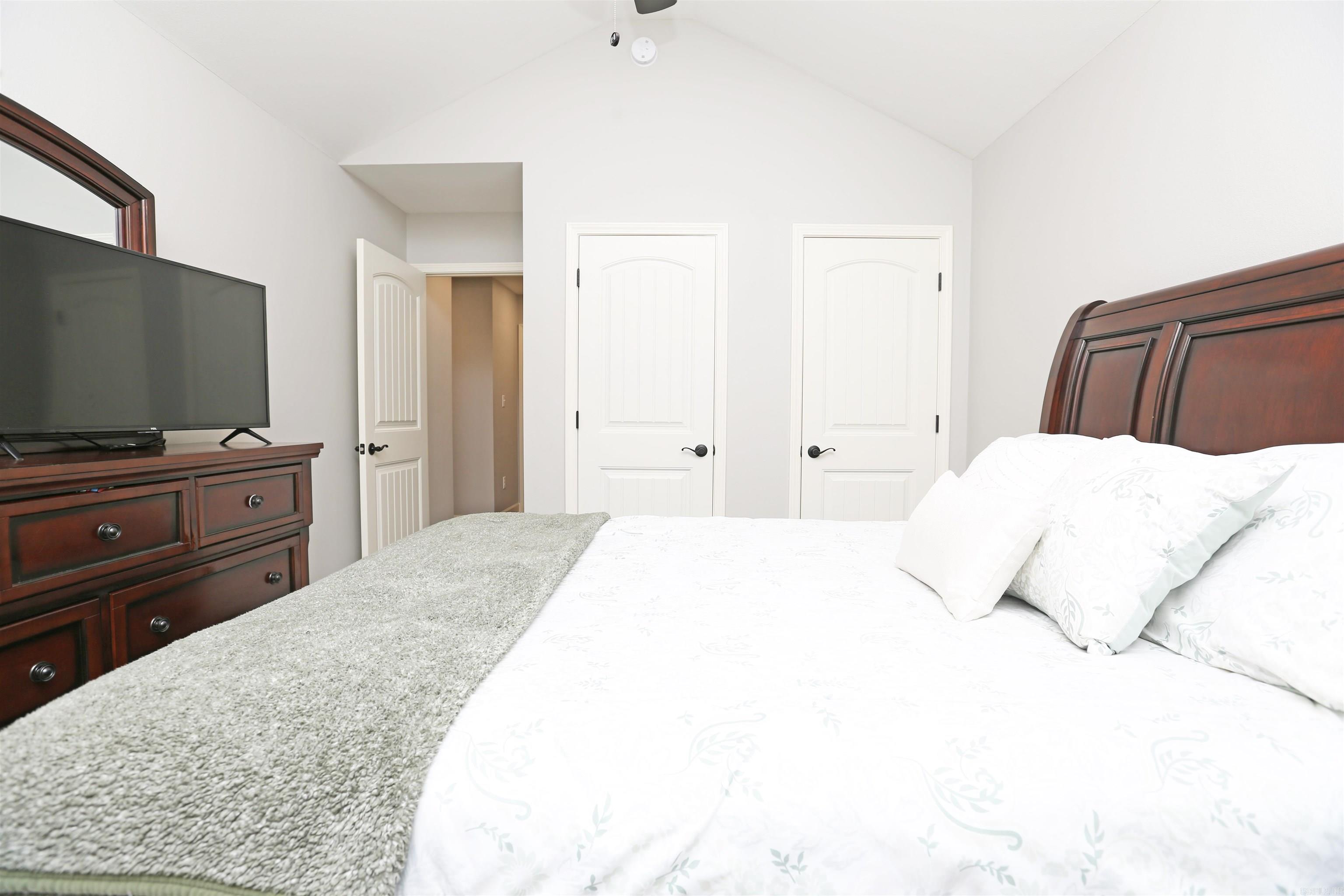 JAXON TERRACE - Residential