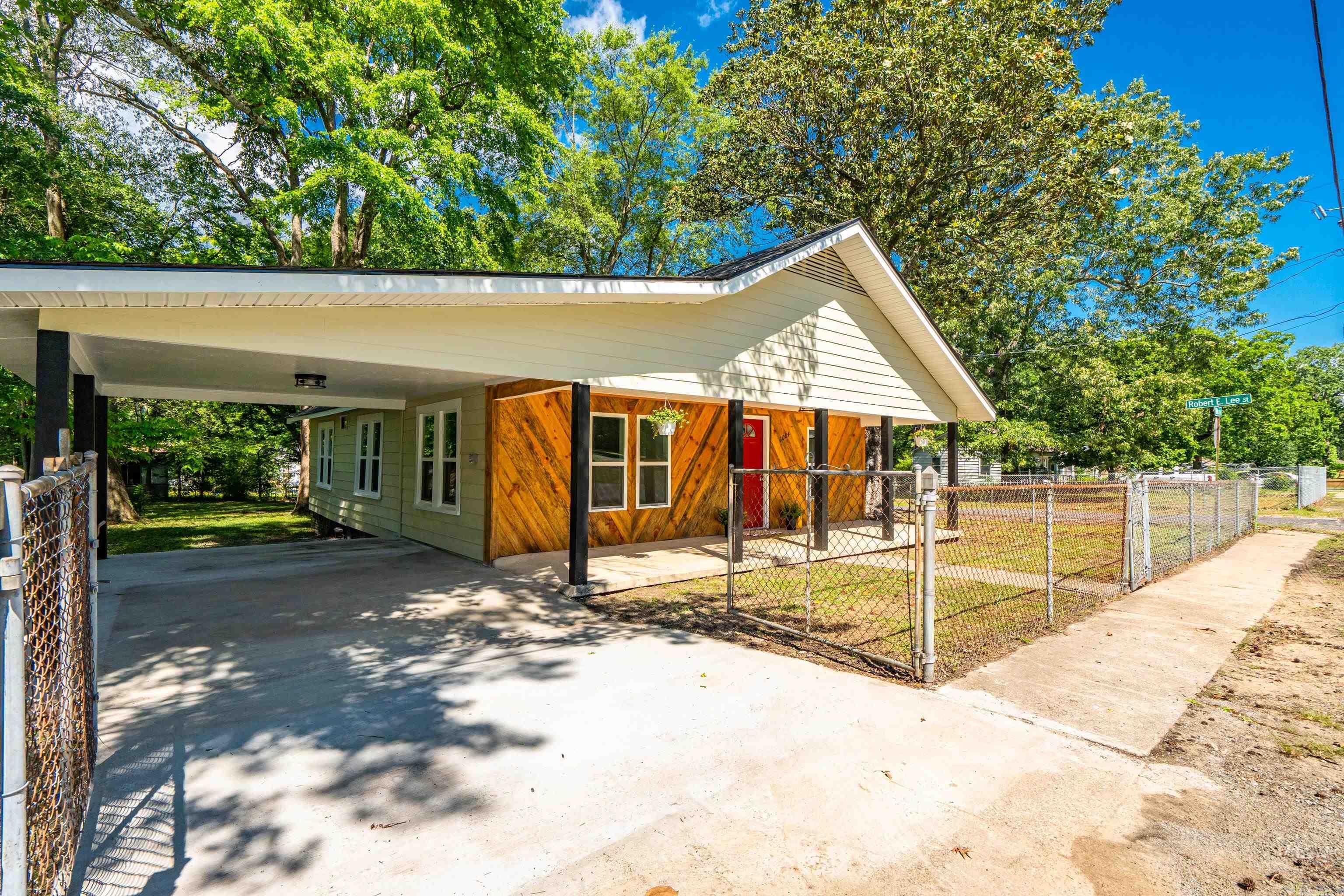 EASTWOOD - Residential