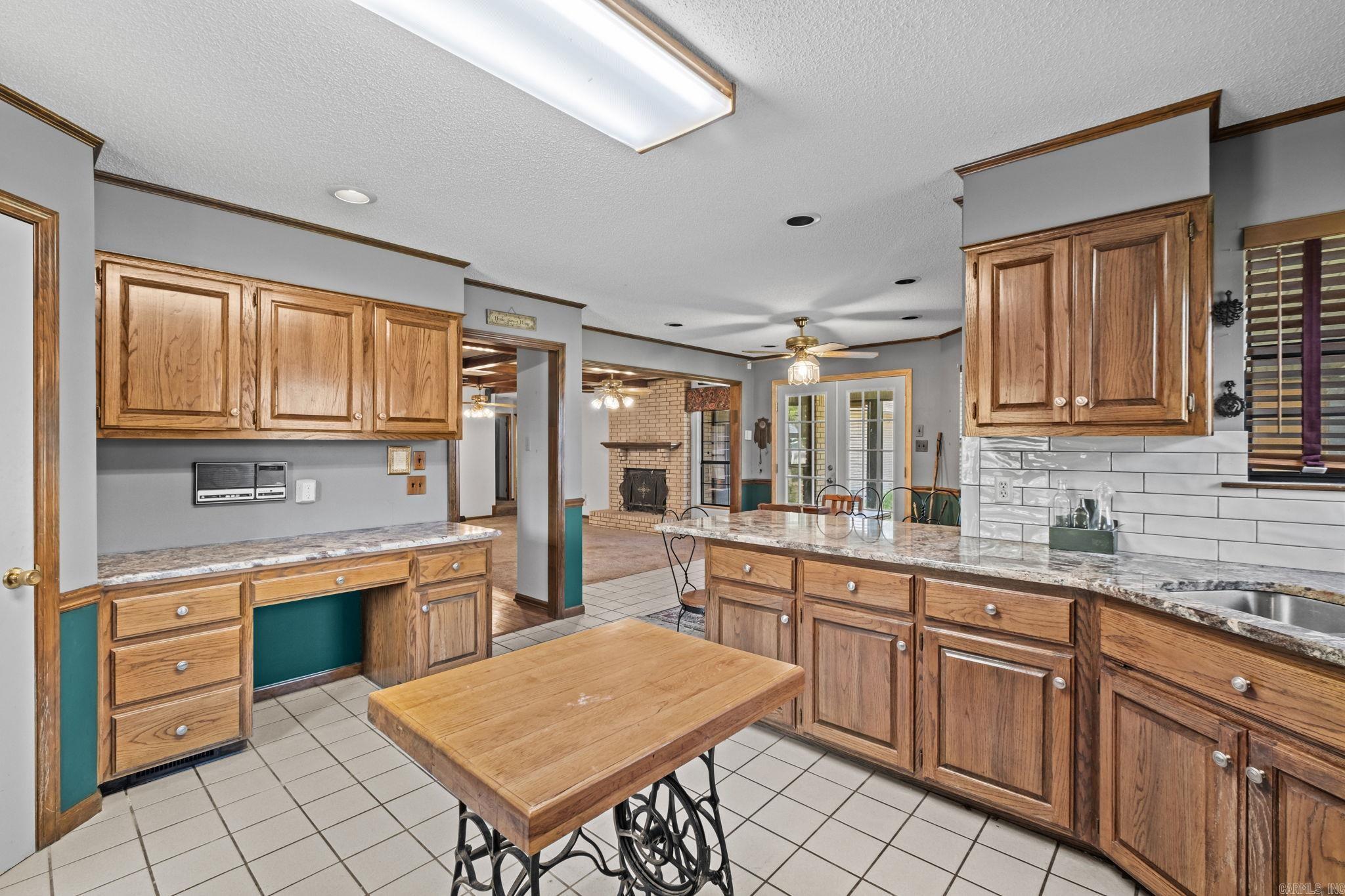 EAST MEADOW - Residential