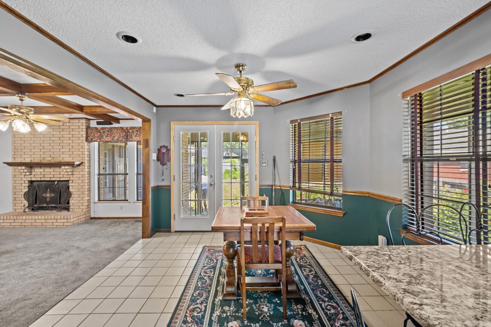 EAST MEADOW - Residential