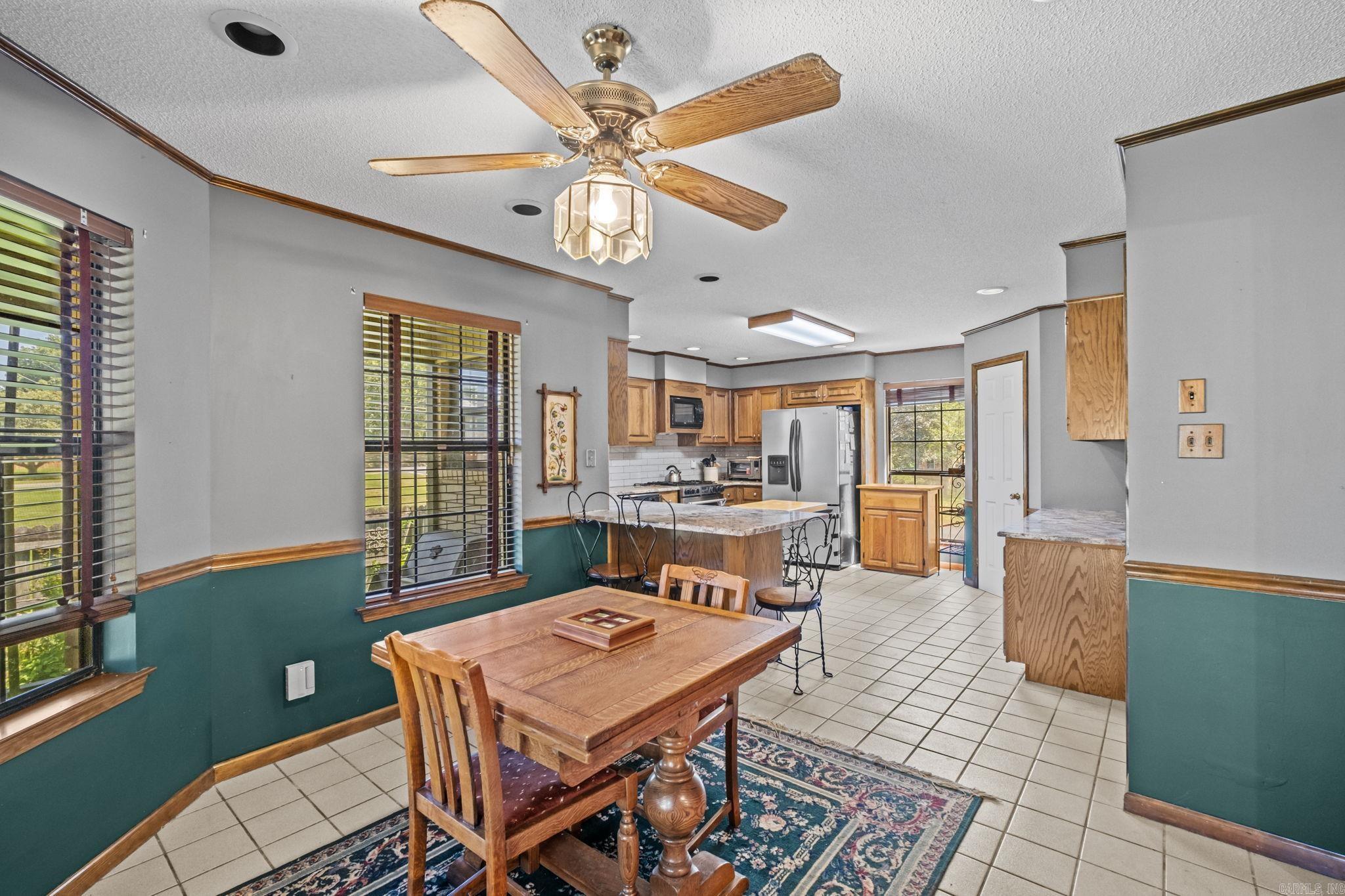 EAST MEADOW - Residential